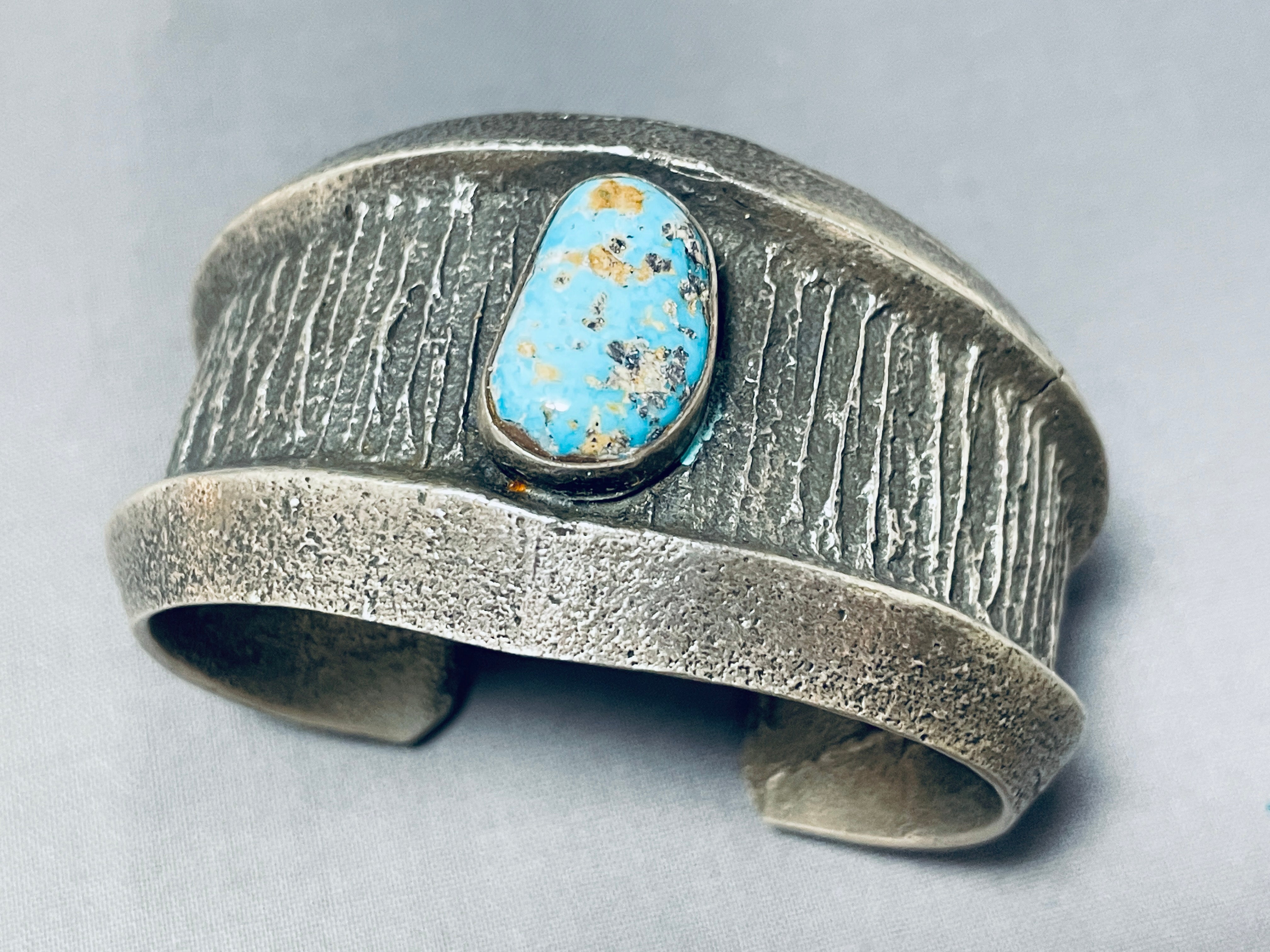Vintage Navajo #8 Turquoise Sterling Silver Bracelet - 137 Grams - Handmade Native American Jewelry for Women - Perfect for Boho, Western & Casual Outfits