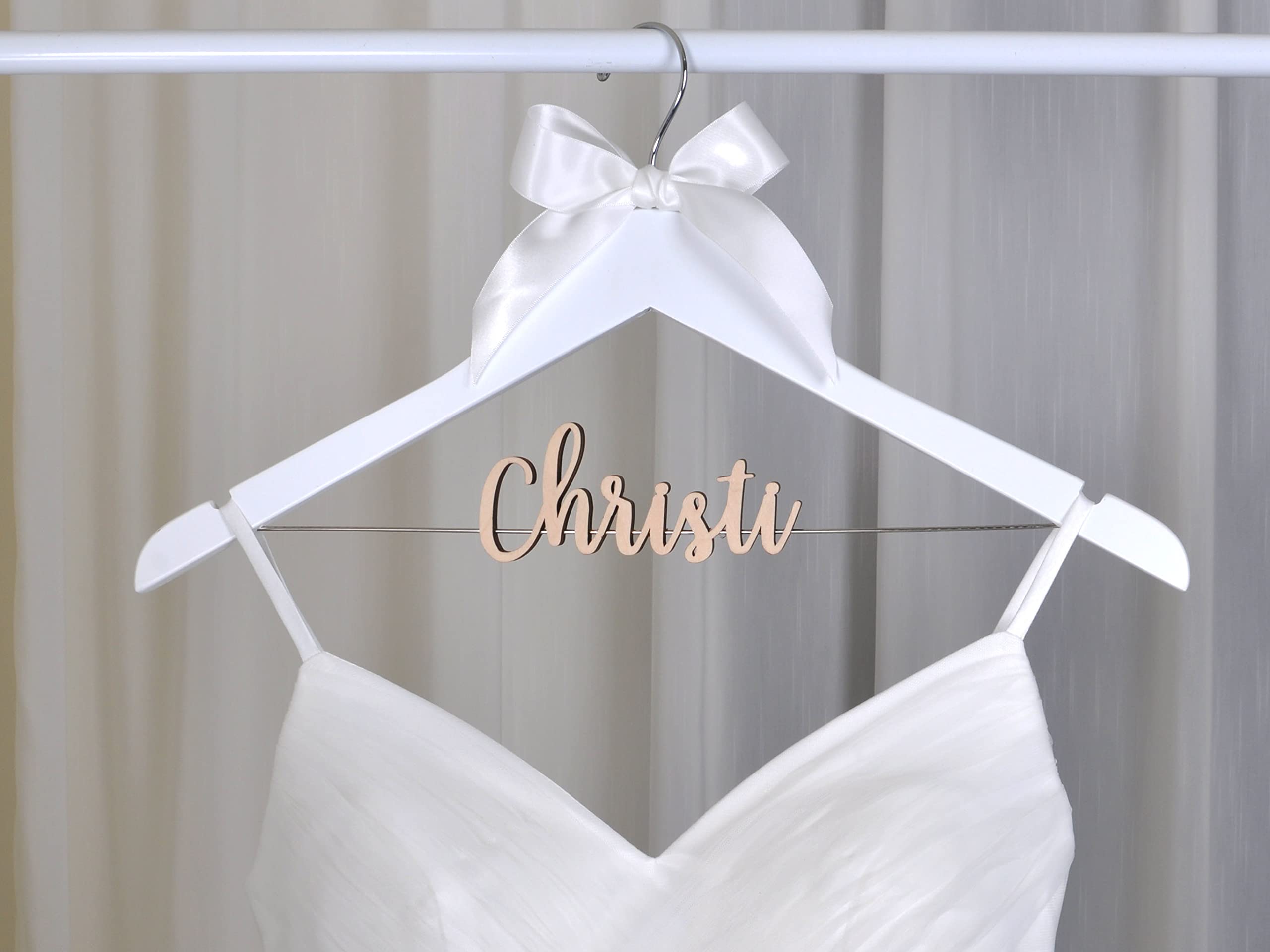 Personalized Wooden Bride Hanger - Custom Wedding Hanger with Engraving for Brides, Bridesmaids & Doctors - Perfect Gift for Weddings, Bridal Showers & Special Occasions