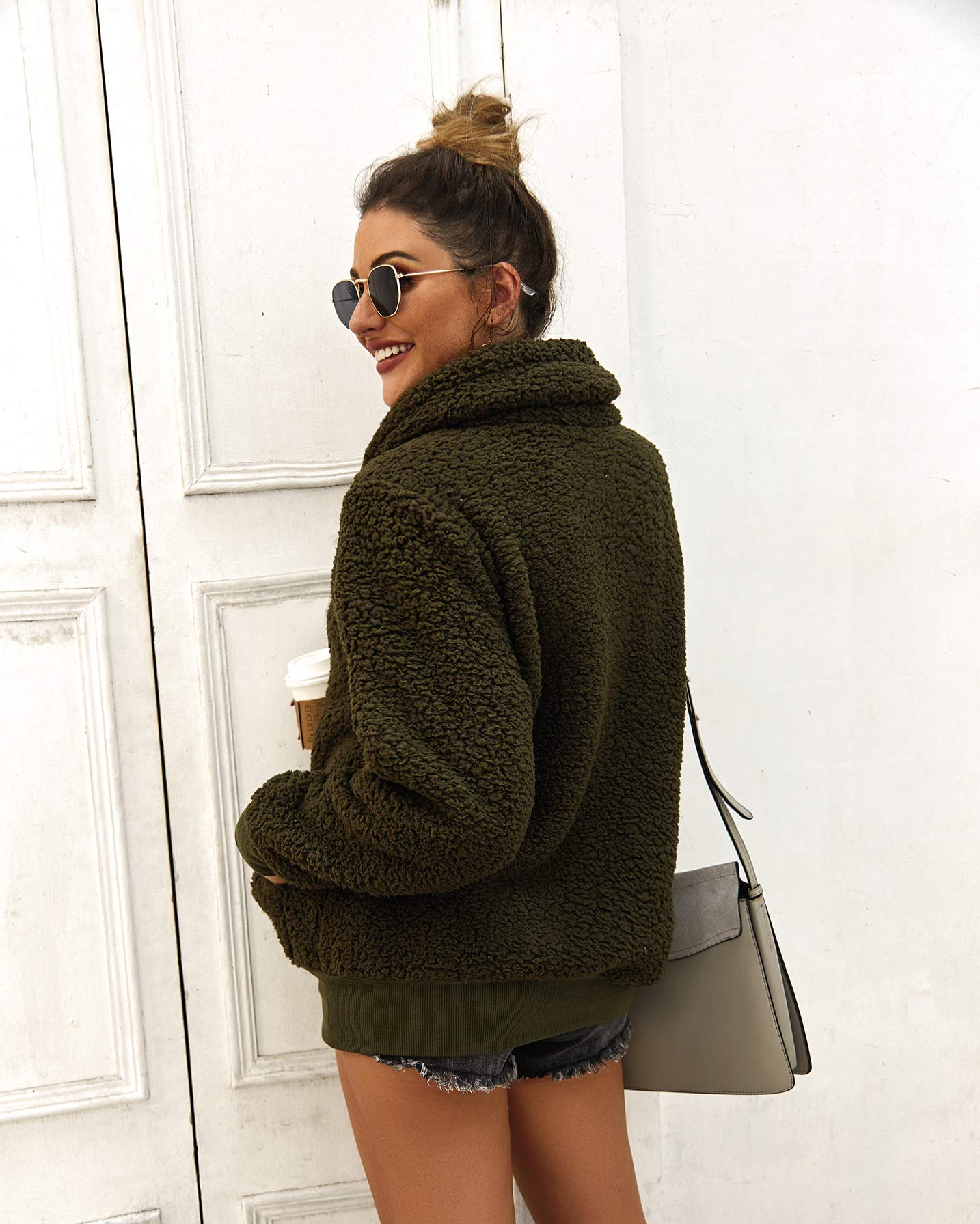 Women's Casual Turtleneck Fuzzy Fleece Sweatshirt - Long Sleeve Oblique Zipper Pullover Loose Sweater Tops Blouse with Pockets for Winter Warmth and Outdoor Activities