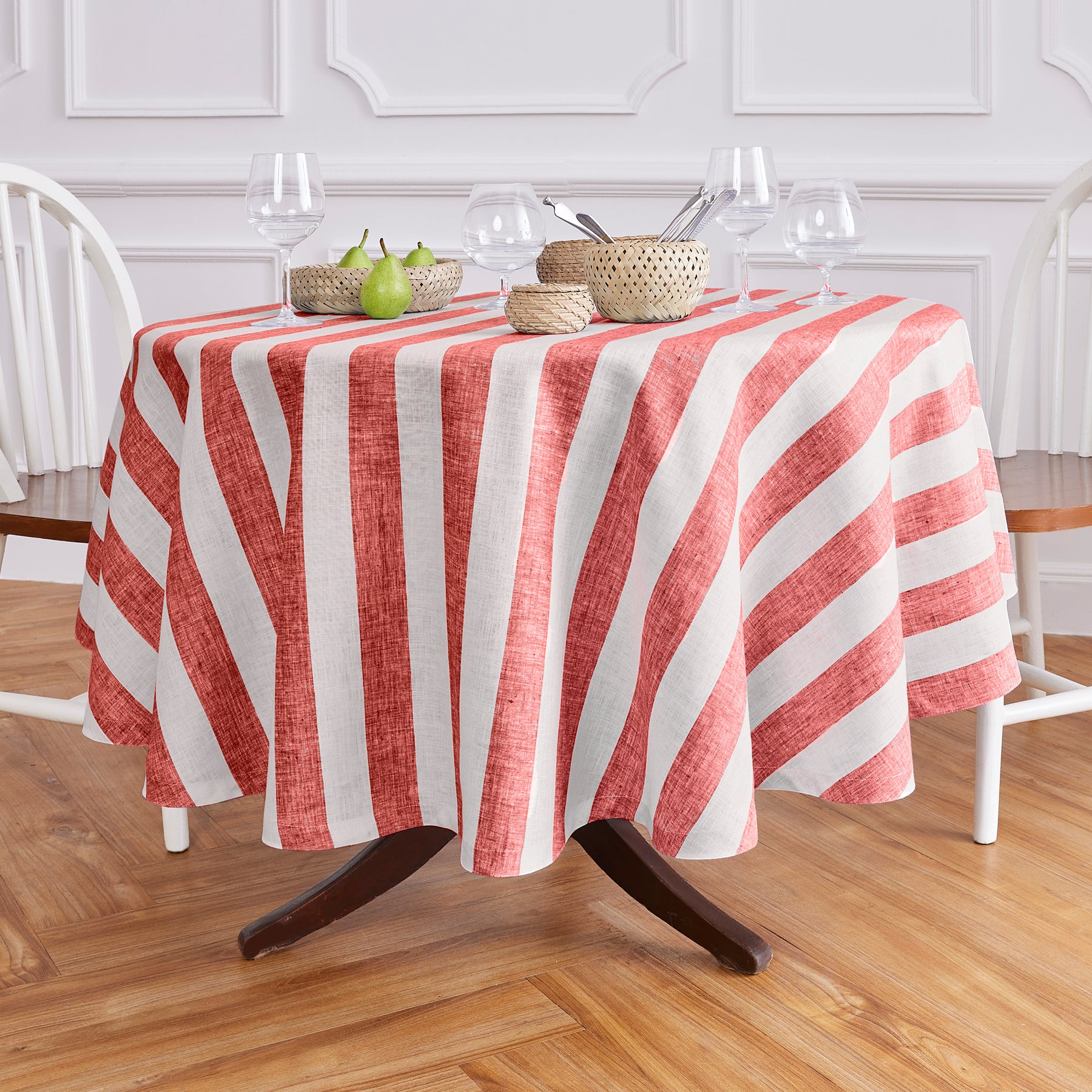 Stylish Cabana Stripe Round Tablecloth - Waterproof & Wrinkle-Resistant Outdoor/Indoor Dining Decor for Patio, Picnic, and Party Use