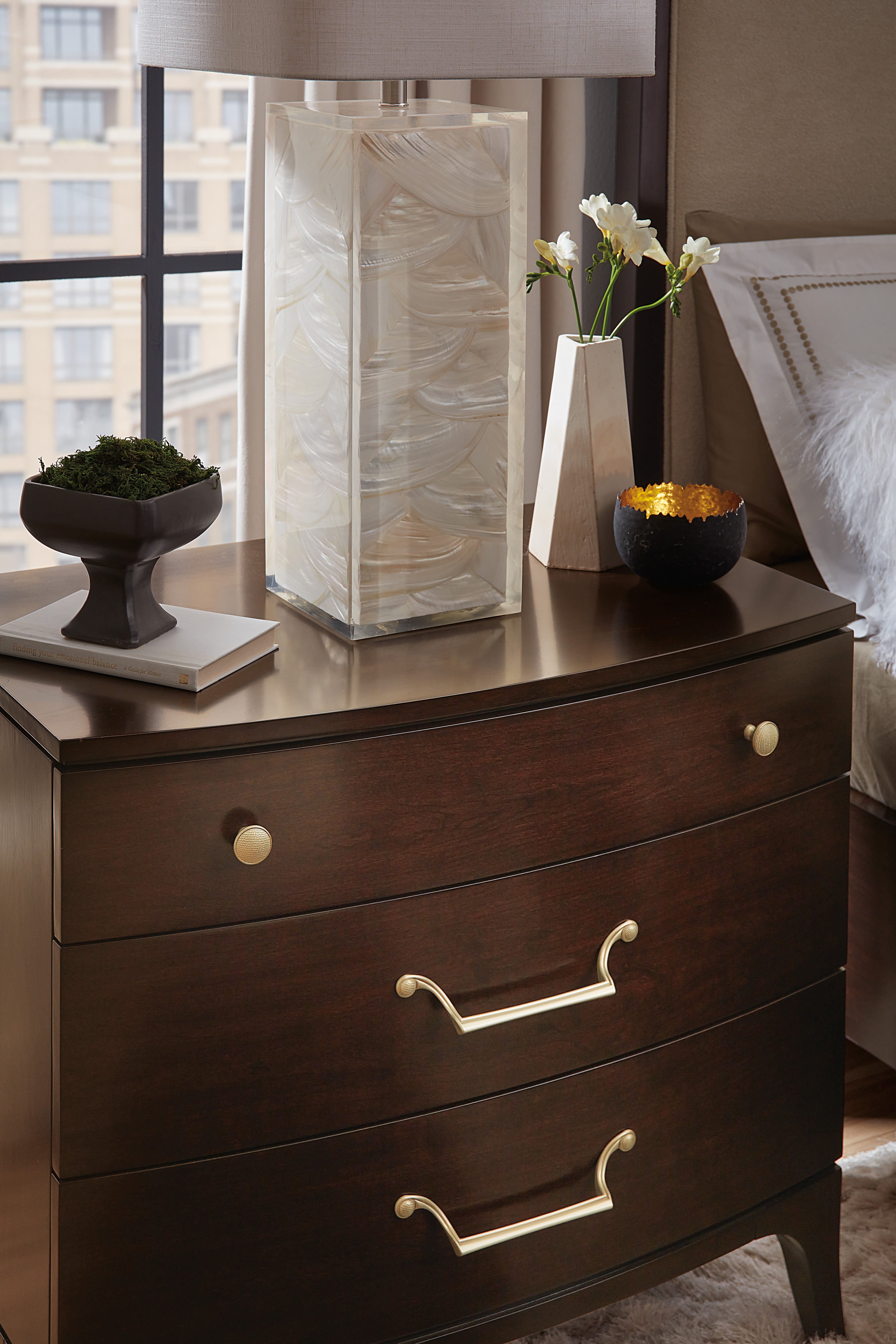 Bella Donna 3-Drawer Nightstand - Modern Bedside Table with Storage for Bedroom, Living Room & Office - Perfect for Small Spaces