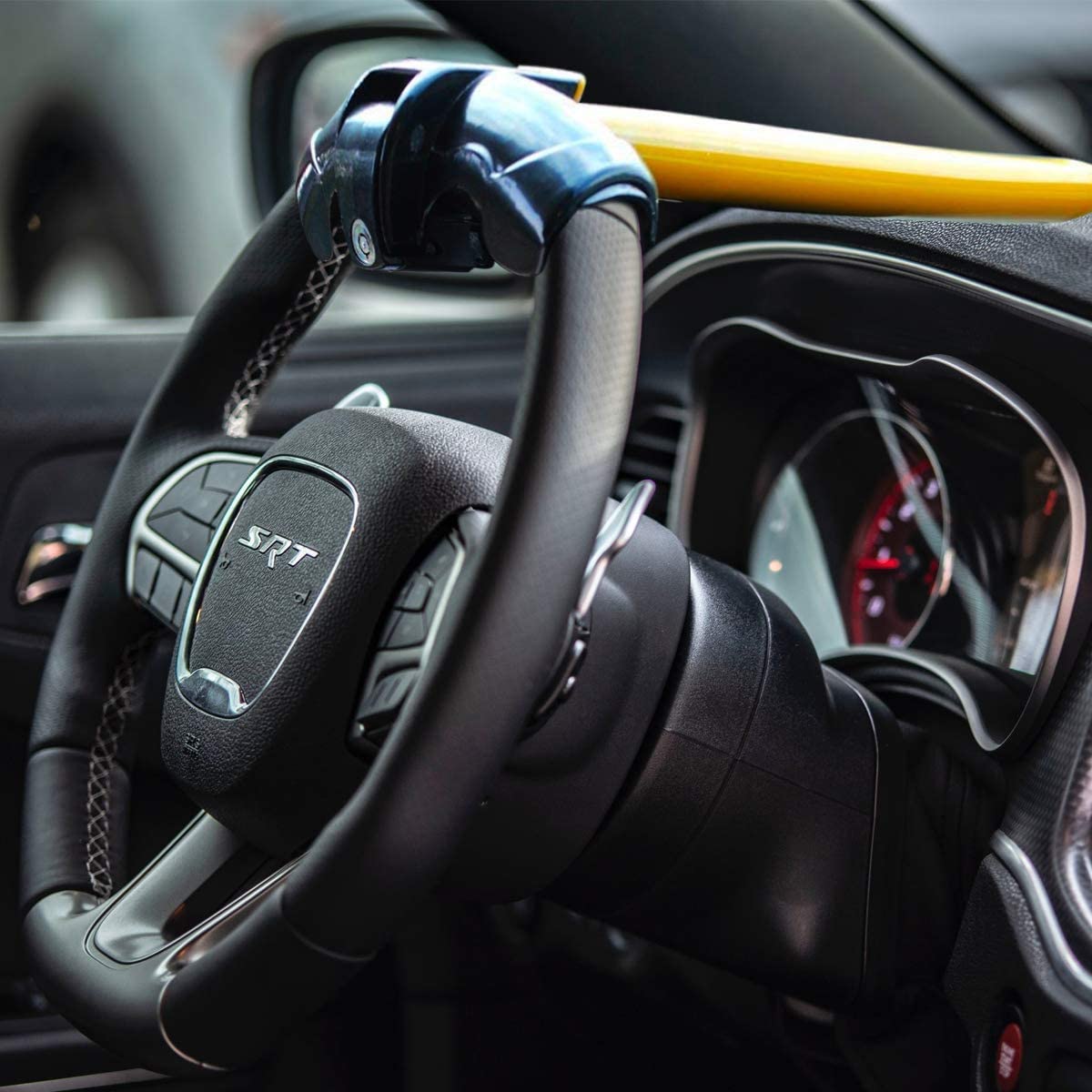 Zento Universal Steering Wheel Lock – Anti-Theft Car Security Device with Adjustable Length & Double Hook | Retractable Vehicle Protection for Cars, Trucks & SUVs | Perfect for Parking Security & Theft Prevention