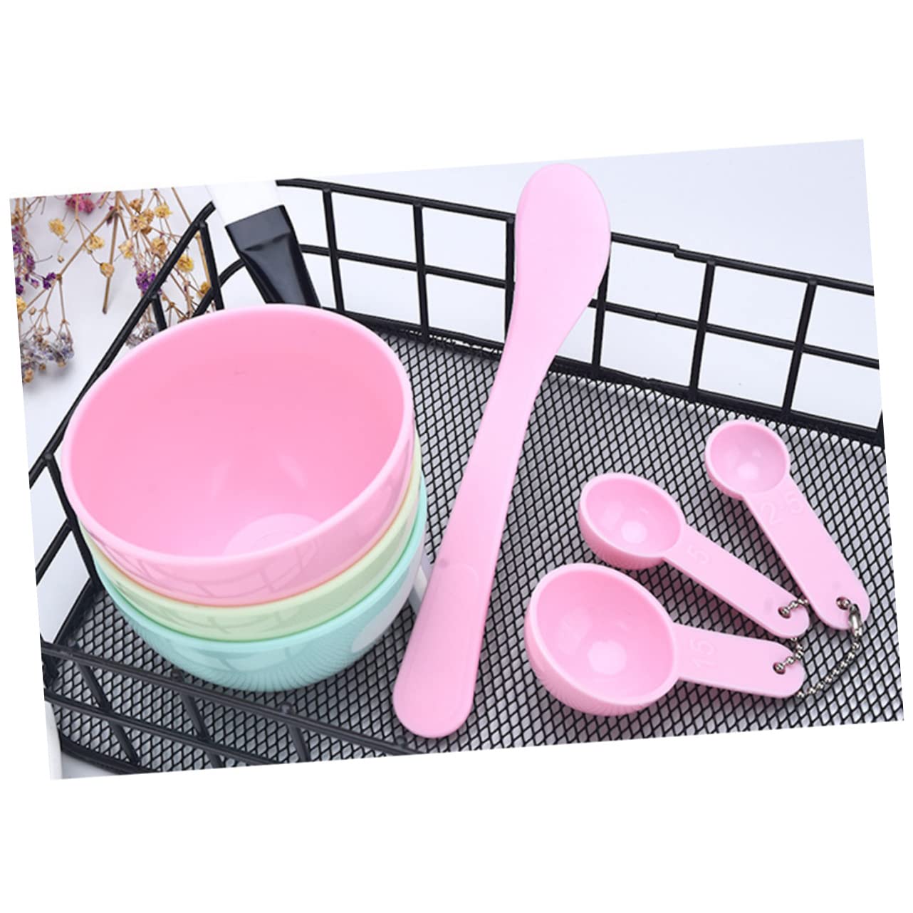 4-Piece Plastic Facial Mask Bowl Set with Measuring Tool - Gentle & Durable for DIY Skincare, Spa, and Beauty Treatments (Random Colors)