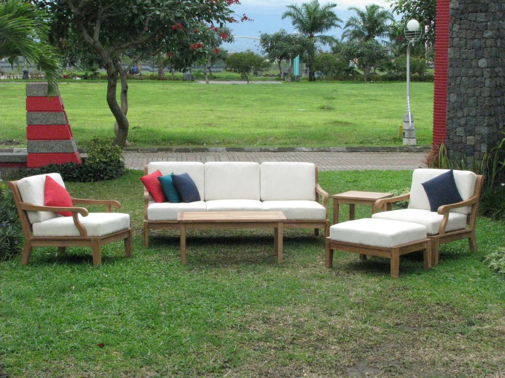 Luxury 6-Piece Teak Sofa Set with Ottoman & Tables - Perfect for Living Room