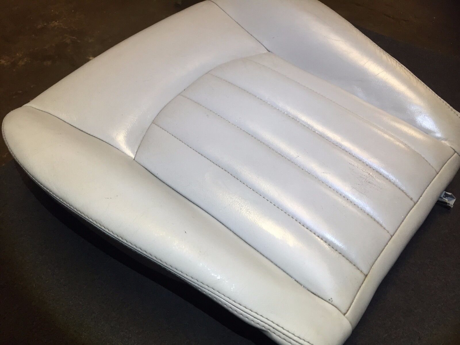 2002-2008 Jaguar X-Type Front Passenger Right Seat Lower Cushion Replacement - OEM Quality Fit for Daily Commuting & Road Trips