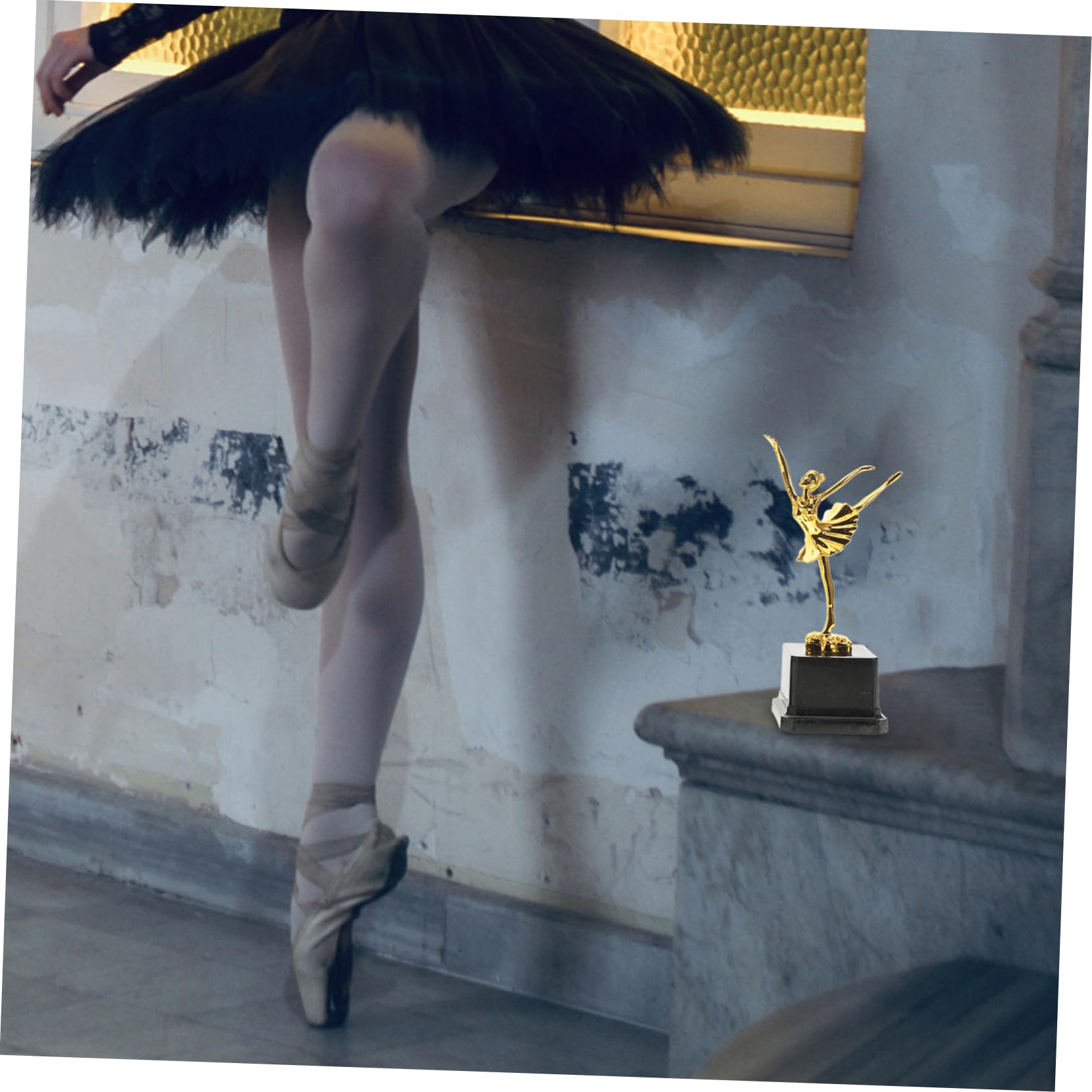 SUPVOX 3-Piece Gold Plastic Dance Competition Trophies - Award for Dance Tournament Winners, Perfect for Ballet, Hip Hop & Ballroom Dance Events