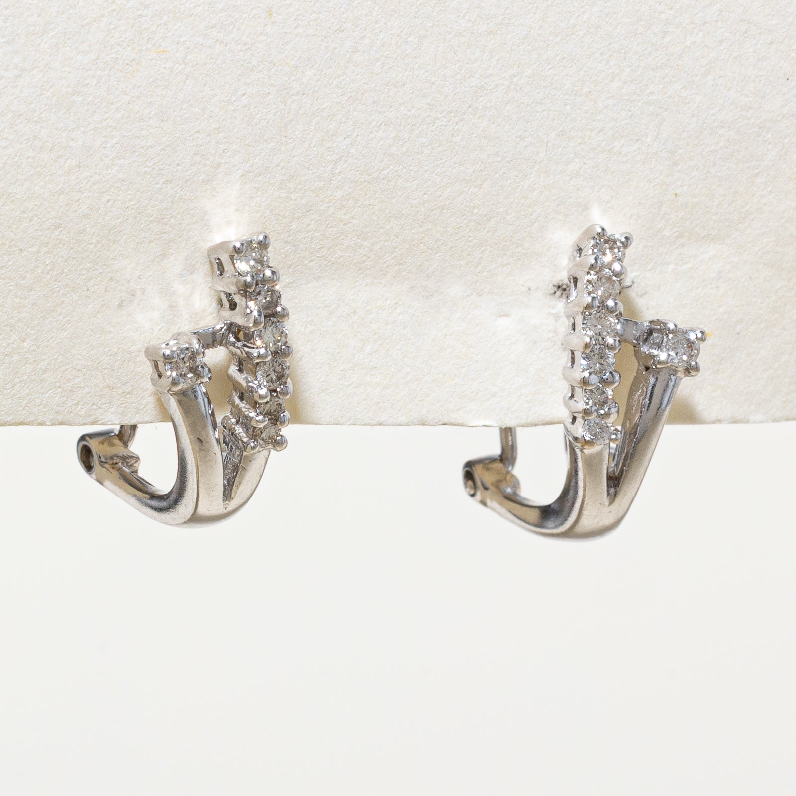 14K Gold Diamond Huggie Hoop Earrings for Women - 0.15ctw Total Weight | Perfect for Everyday Wear, Date Night & Special Occasions