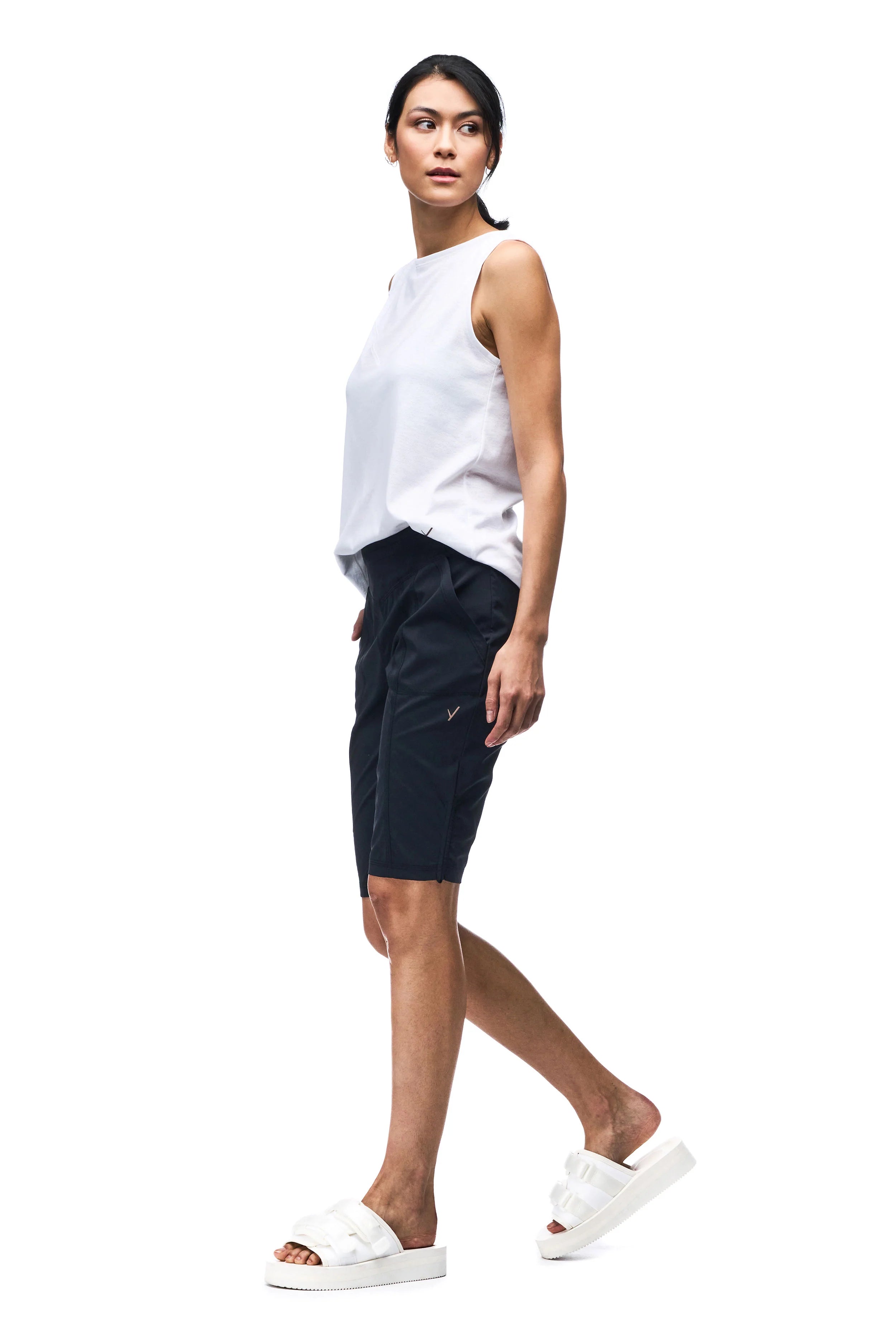 Indyeva Viajar II Women's Shorts - Comfortable & Stylish Activewear for Yoga, Running, and Travel