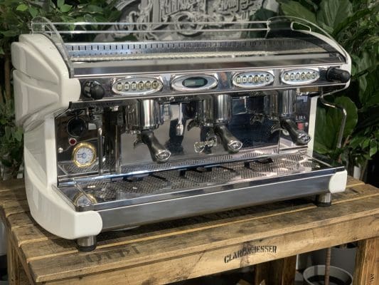 BFC Lira 3 Group White Commercial Espresso Machine - Perfect for Cafes, Restaurants & Coffee Shops