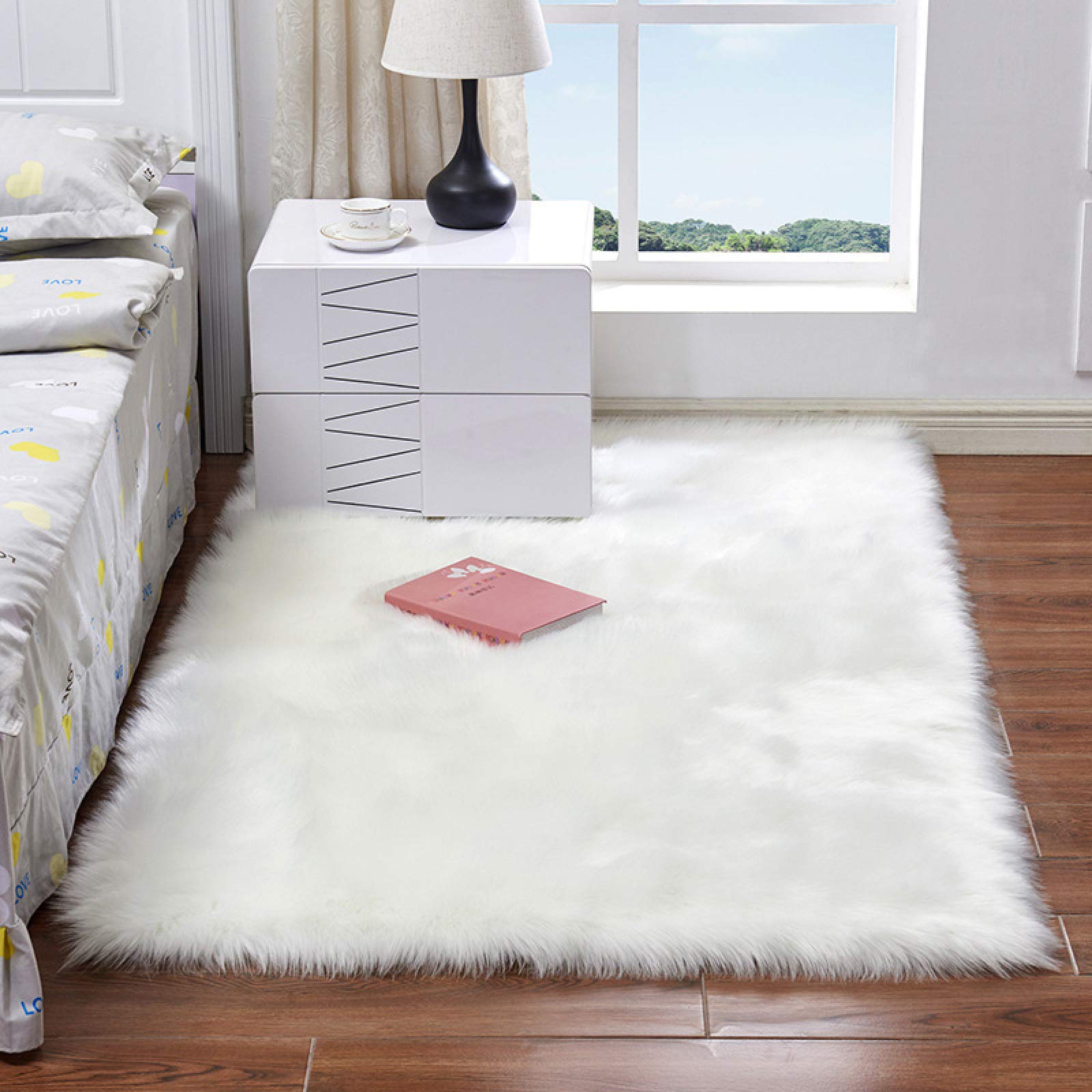 Soft Thick Pile Shaggy Modern Area Rugs - Non-Slip Floor Carpet for Living Room, Bedroom & Hallway - 90x90cm Small to Large Size - Cozy Home Decor for Winter & Family Gatherings