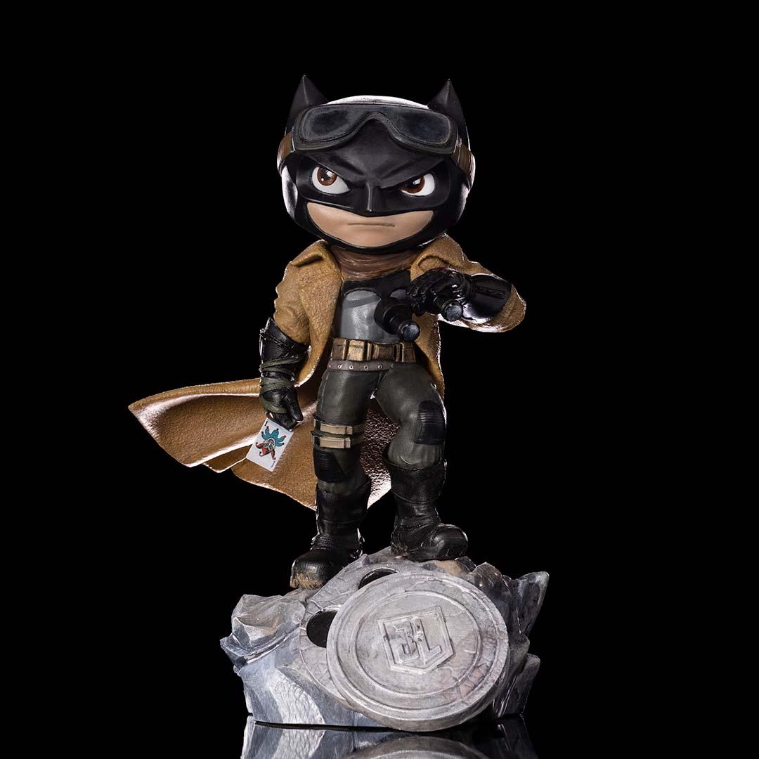 Iron Studios Zack Snyder's Justice League Knightmare Batman MiniCo Figure - Collectible DC Comics Movie Statue for Display & Home Decor
