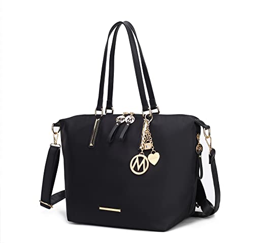 Janois Solid Black