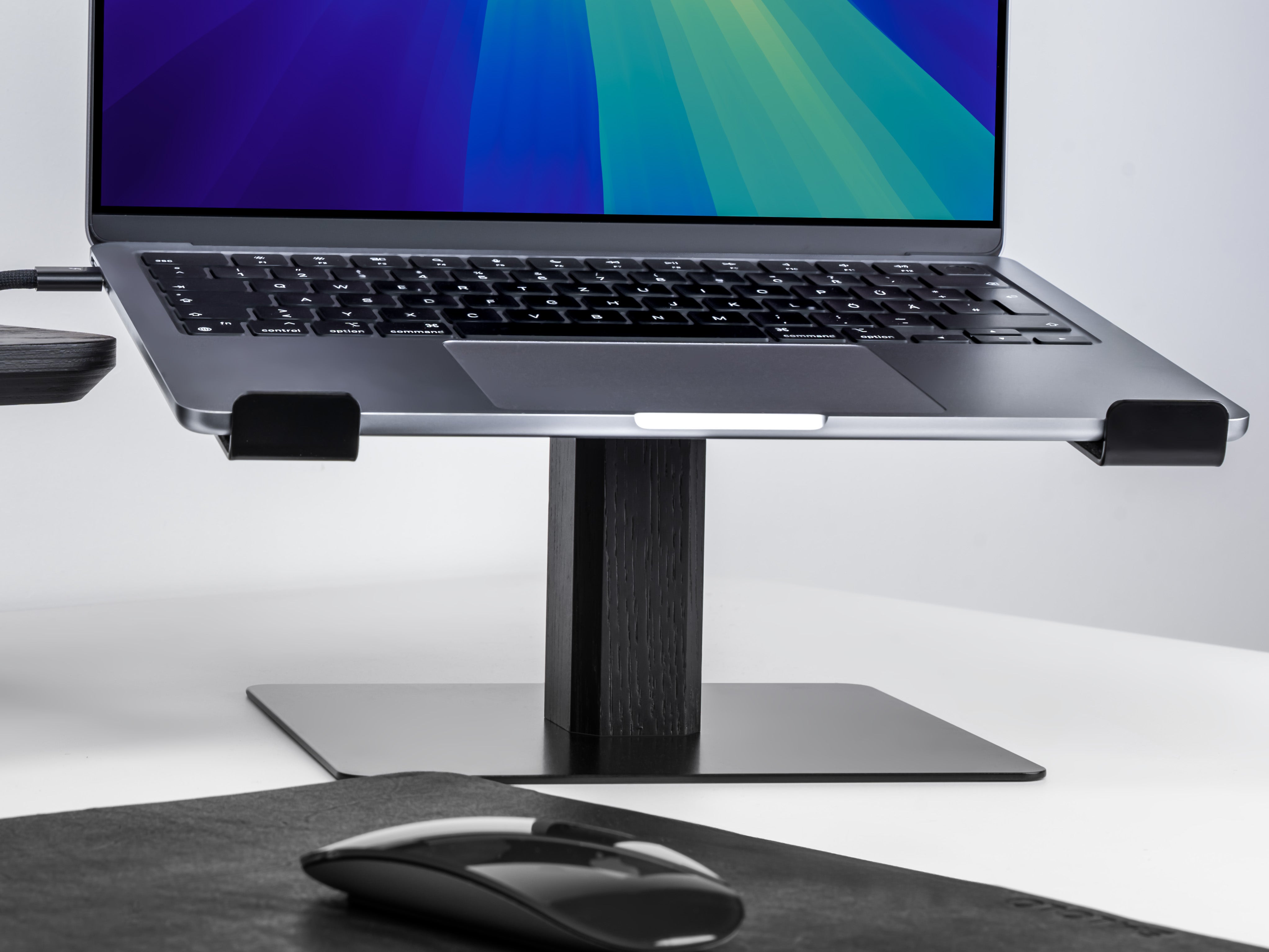 Ergonomic Adjustable Laptop Stand for Desk - Portable & Foldable Aluminum Computer Stand for MacBook, iPad, Notebook - Perfect for Home Office, Workstation & Travel Use