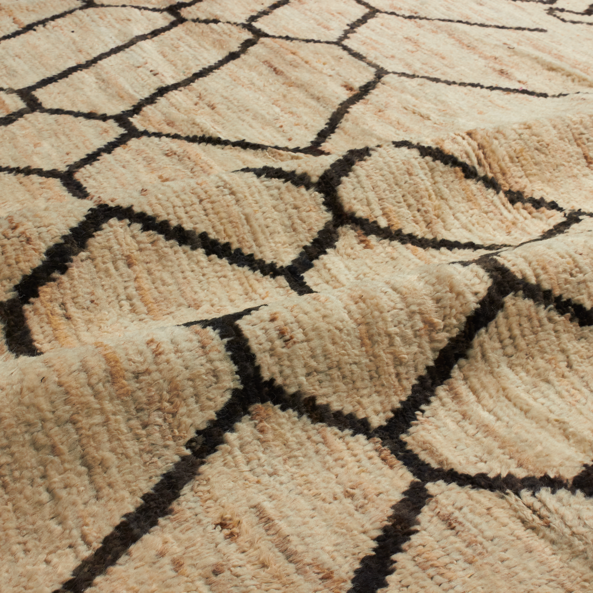 Lodhi Ivory/Black Handmade Wool Rug - Premium Soft & Durable Area Carpet for Living Room, Bedroom, or Office Decor