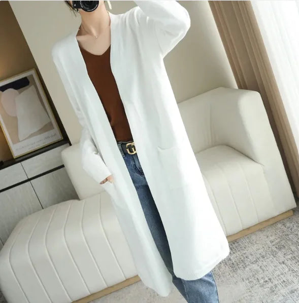 Cozy Knitted Cardigan for Women - Soft & Warm Winter Sweater - Perfect for Casual Outfits & Layering in Cold Weather