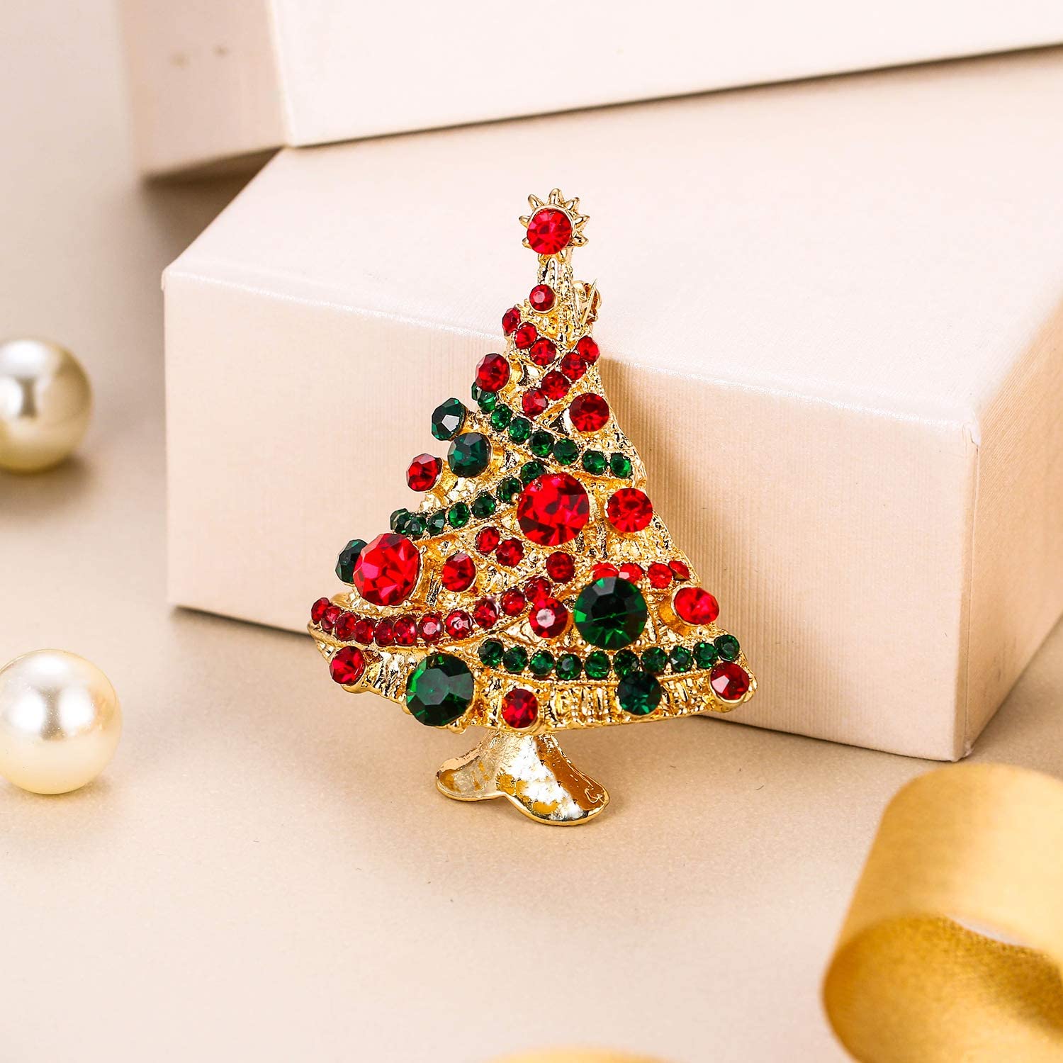EVER FAITH Christmas Tree Brooch Pin with Austrian Crystals - Elegant Holiday Jewelry for Streamers, Party Outfits & Festive Celebrations