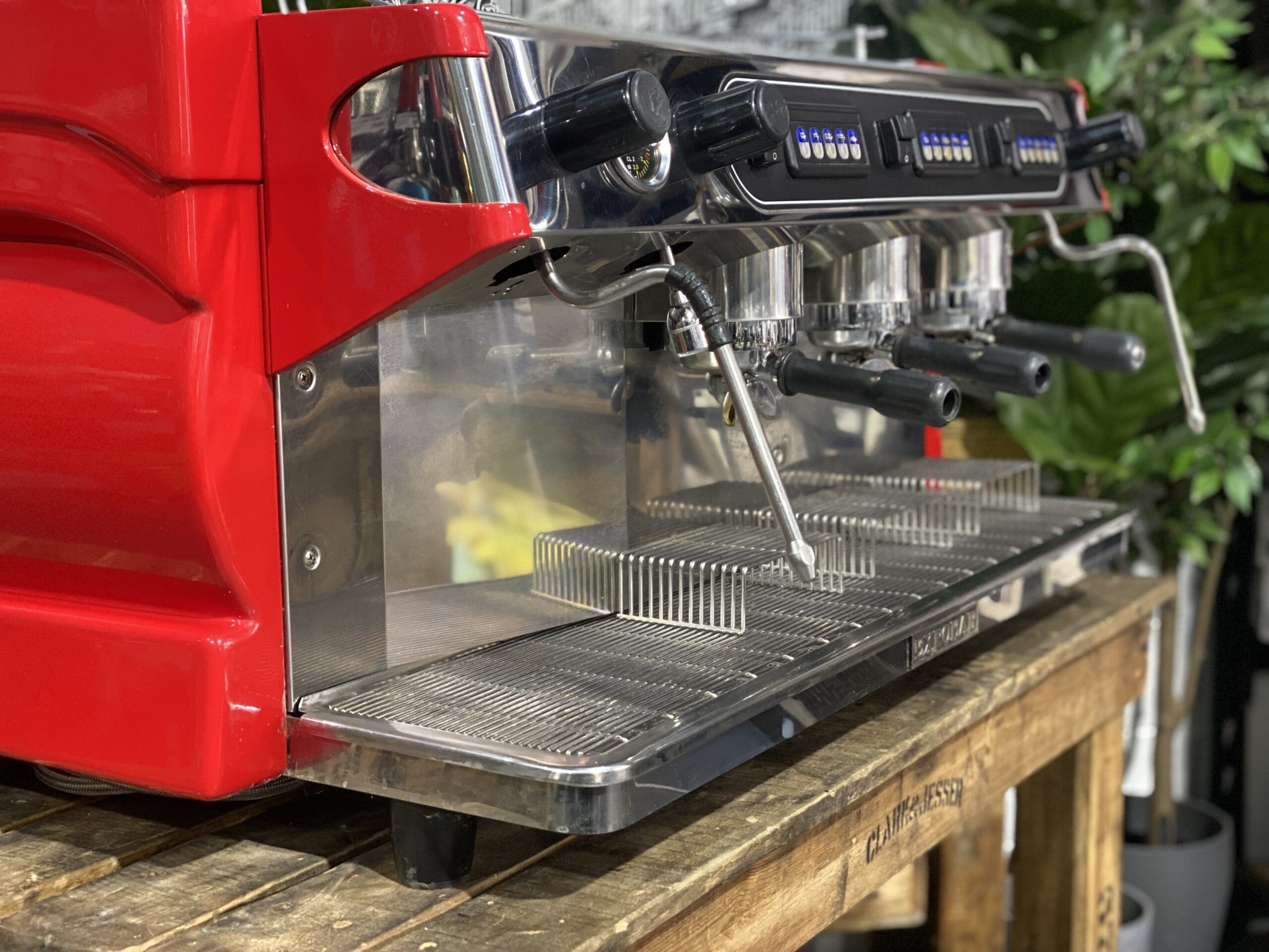 Expobar Alpha Ruggero 3 Group Commercial Espresso Machine in Red - Perfect for Coffee Shops, Restaurants, and Cafes