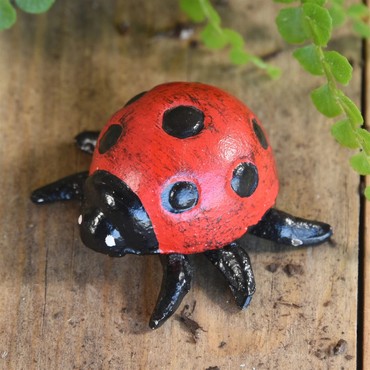 Cast Iron Lady Bug Garden Decor - Handmade Rustic Outdoor Statue for Yard, Patio & Garden - Perfect for Home, Lawn & Landscape Decoration