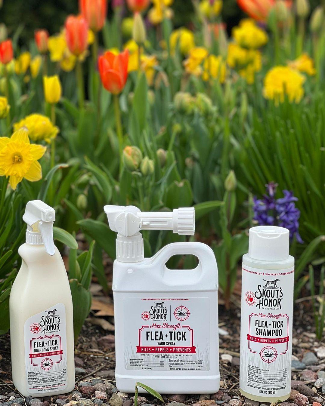 Best Flea and Tick Yard Spray for Dogs & Cats - Outdoor Pest Control Treatment for Lawns & Gardens - Safe & Effective for Pets & Family