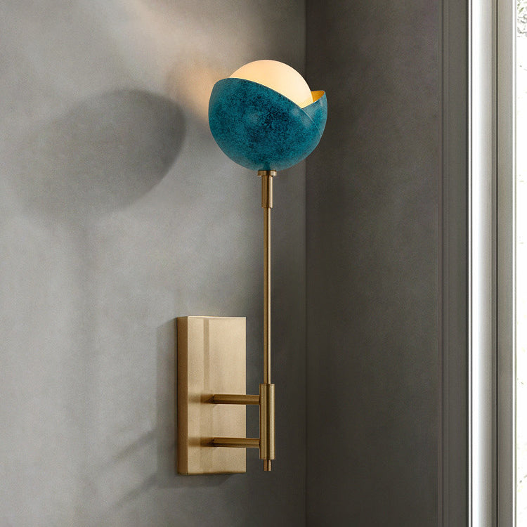 Elegant Earring Wall Lamp - Modern Boho Decor for Bedroom, Living Room & Dorm - Gold Leaf Design with Warm White LED Light - Perfect for Accent Lighting & Home Decor