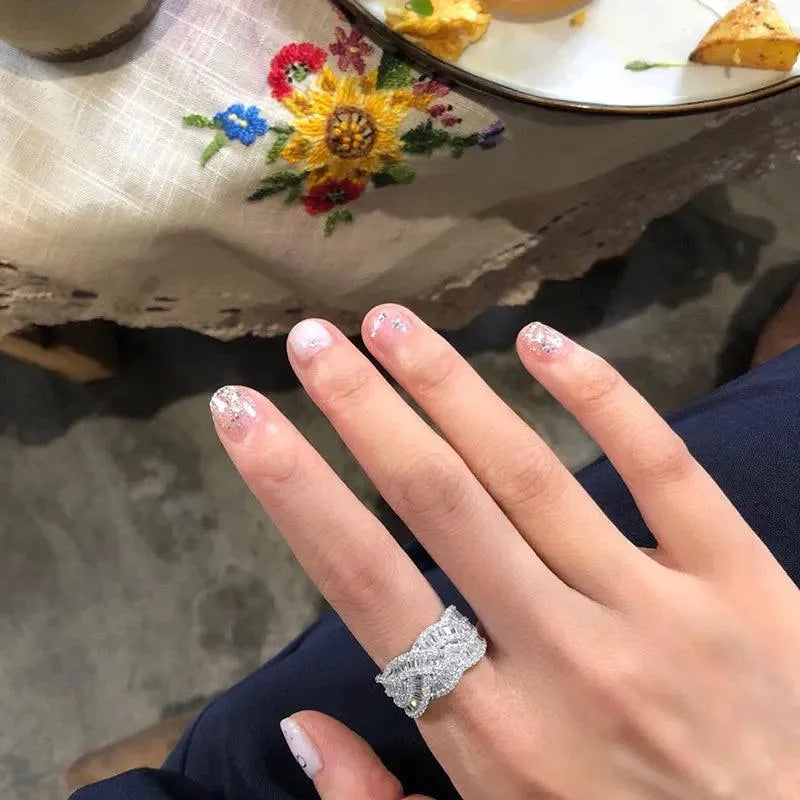 18K White Gold 0.65CT Real Diamond Hemp Flower Ring for Women - Luxury Fine Jewelry, Fashion Gift for Birthday, Anniversary & Special Occasions (Wedding, Party, Valentine's Day)