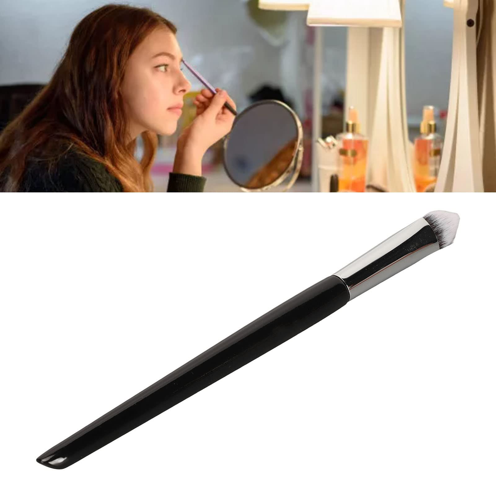 Professional Angled Concealer Brush for Under Eye & Highlighting - Soft Triangular Head Makeup Brush for Seamless Concealer Application - Perfect for Women's Daily Makeup & Contouring