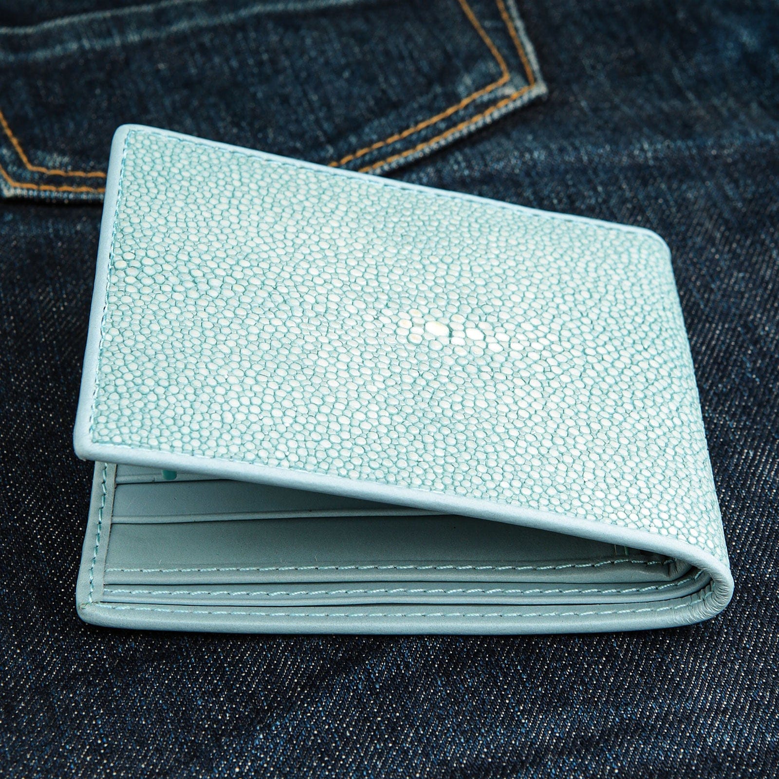 Authentic Blue Turquoise Stingray Leather Wallet for Men & Women | Handmade Exotic Skin Billfold | Perfect Gift for Travel & Everyday Use