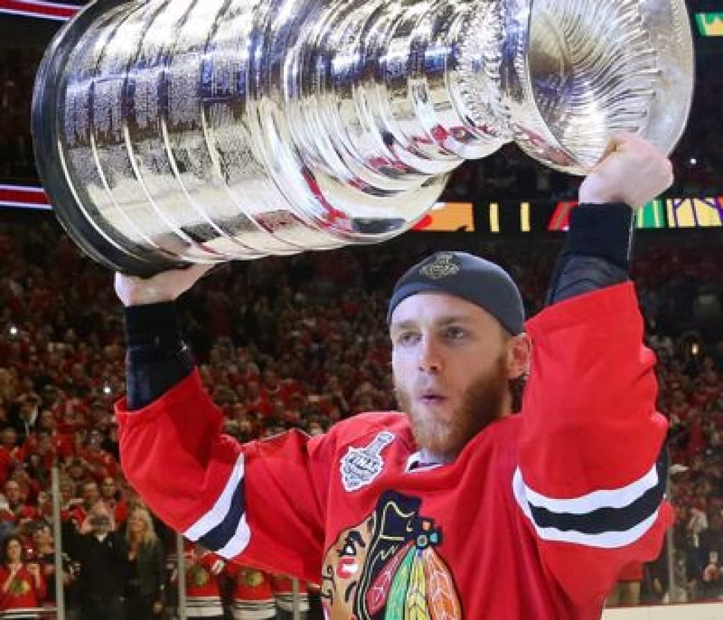 Spot Dog Patrick Kane - 36x48 Inch Premium Poster Print | IDP #PDI927125 | Perfect for Sports Fans, Man Cave Decor & Hockey Memorabilia Collection