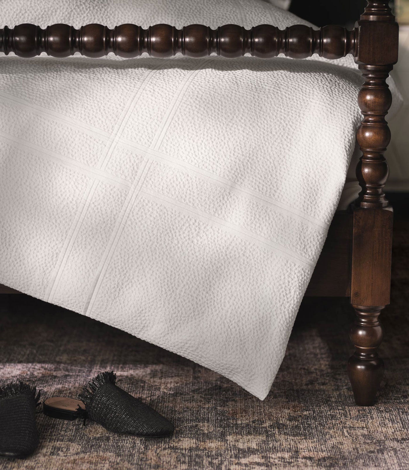Luxury Montauk Matelassé Duvet Cover Set - Soft Quilted Bedding with Button Closure - Perfect for Master Bedroom, Guest Room & Coastal Home Decor