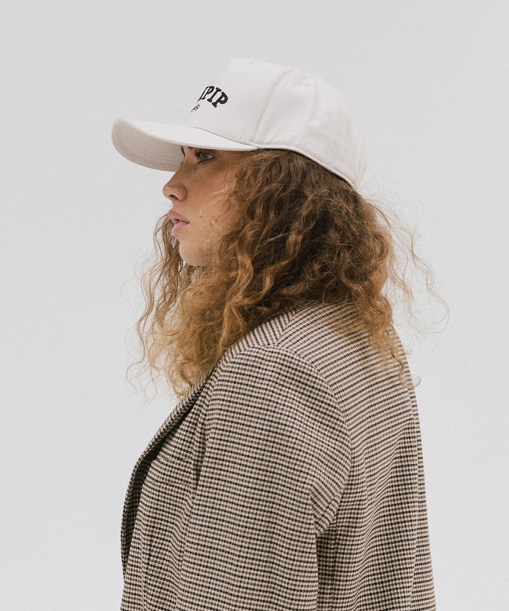 Gigi Pip Women's Vintage Trucker Hat - Adjustable Snapback Cap for Outdoor, Travel & Casual Wear