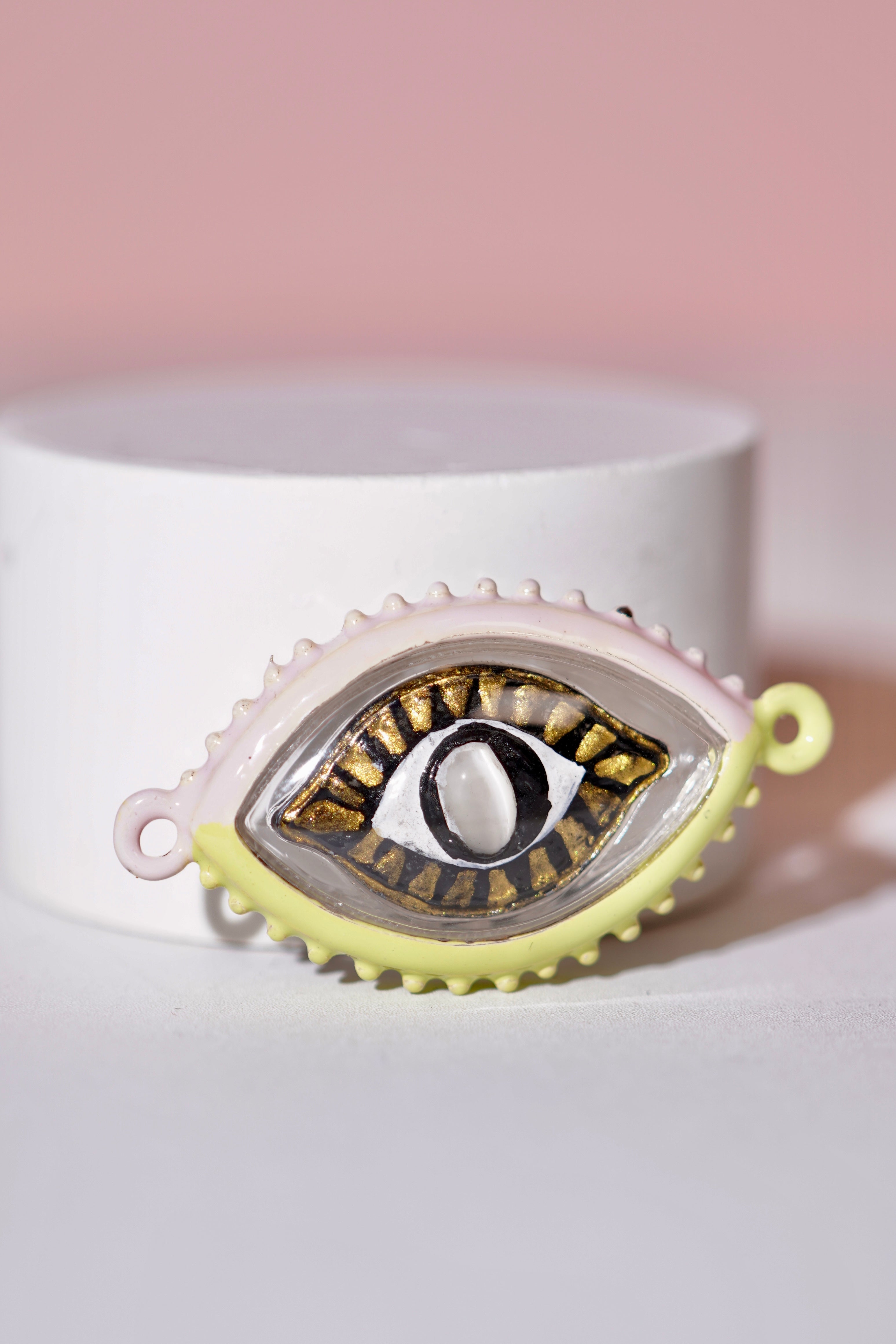 Heavenly Eye Amulet for Protection & Good Luck - Spiritual Talisman for Meditation, Travel & Home Decor