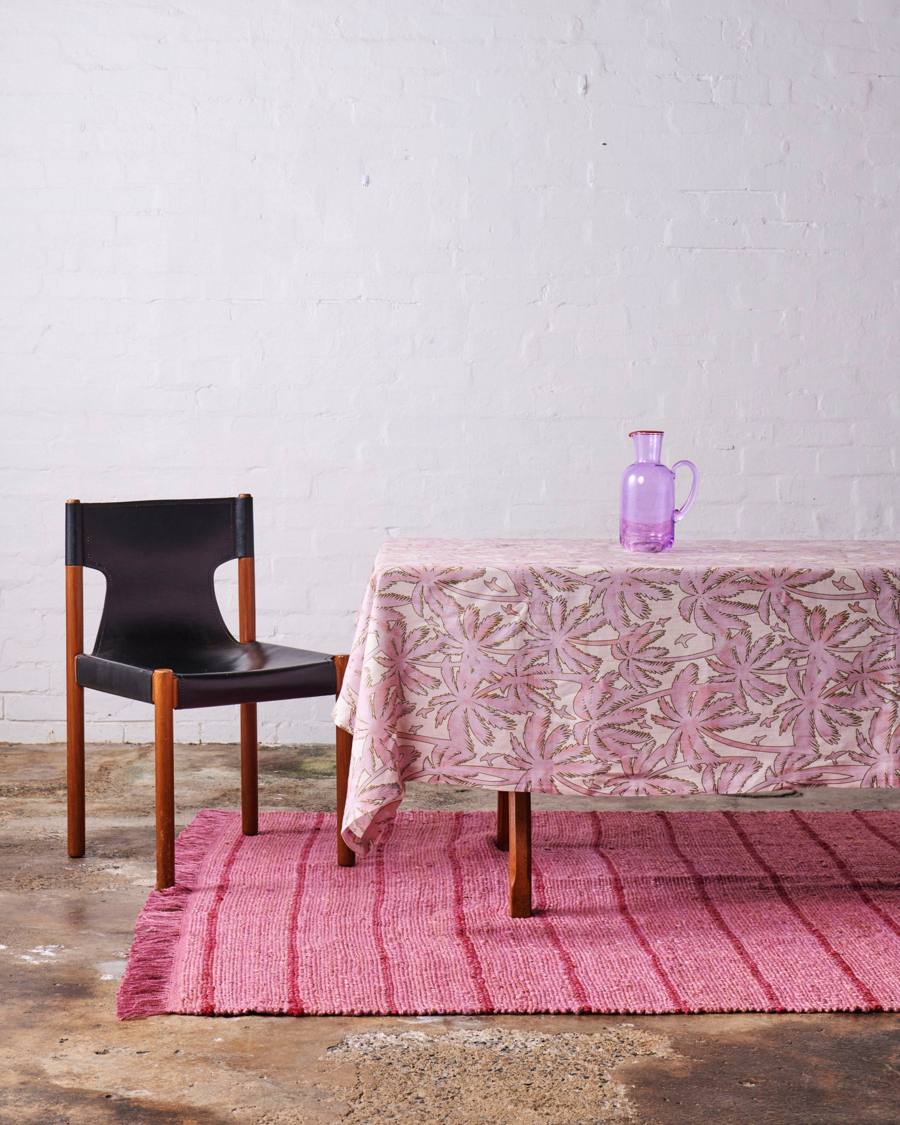 Premium Linen Tablecloth - Breathable & Elegant Dining Table Cover for Home, Restaurants & Outdoor Events - Washable & Wrinkle-Resistant Fabric