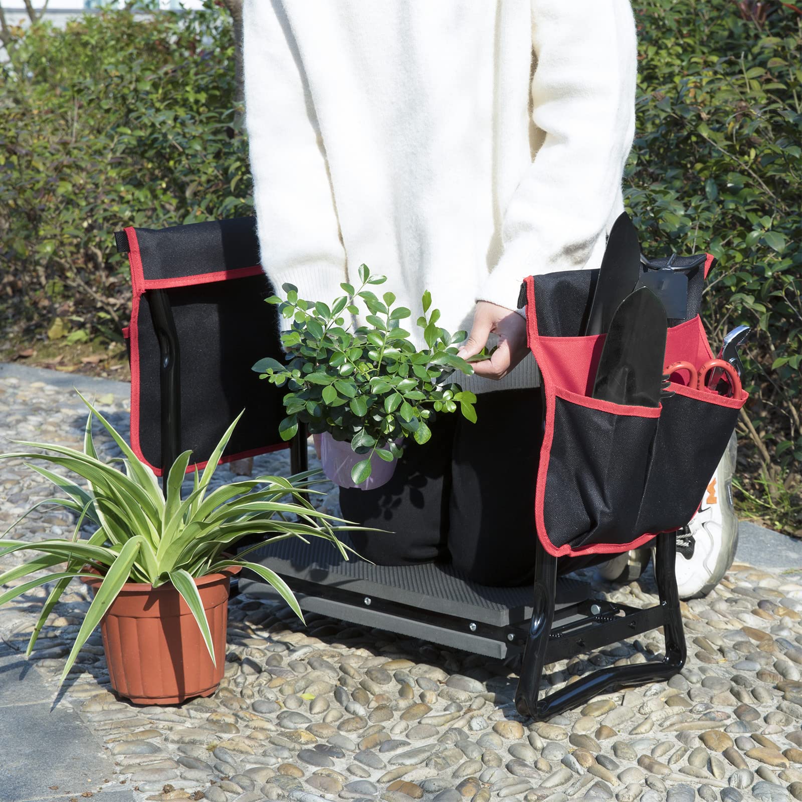 Heavy Duty Folding Garden Kneeler and Seat with EVA Foam Pad - Gardening Stool with 2 Extra Large Pockets & Detachable Belt - Perfect Gardening Gift for Women & Men - Ideal for Planting, Weeding and Outdoor Yard Work