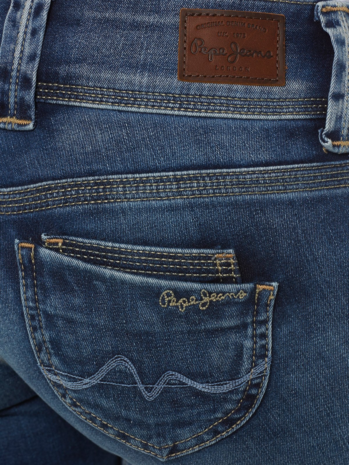 Pepe Jeans Venus Straight Leg Jeans for Women - Blue Denim, Medium Wash, EU 40/42 (US 30/31) - Classic Comfort Pants for Casual Wear, Office & Weekend Outfits
