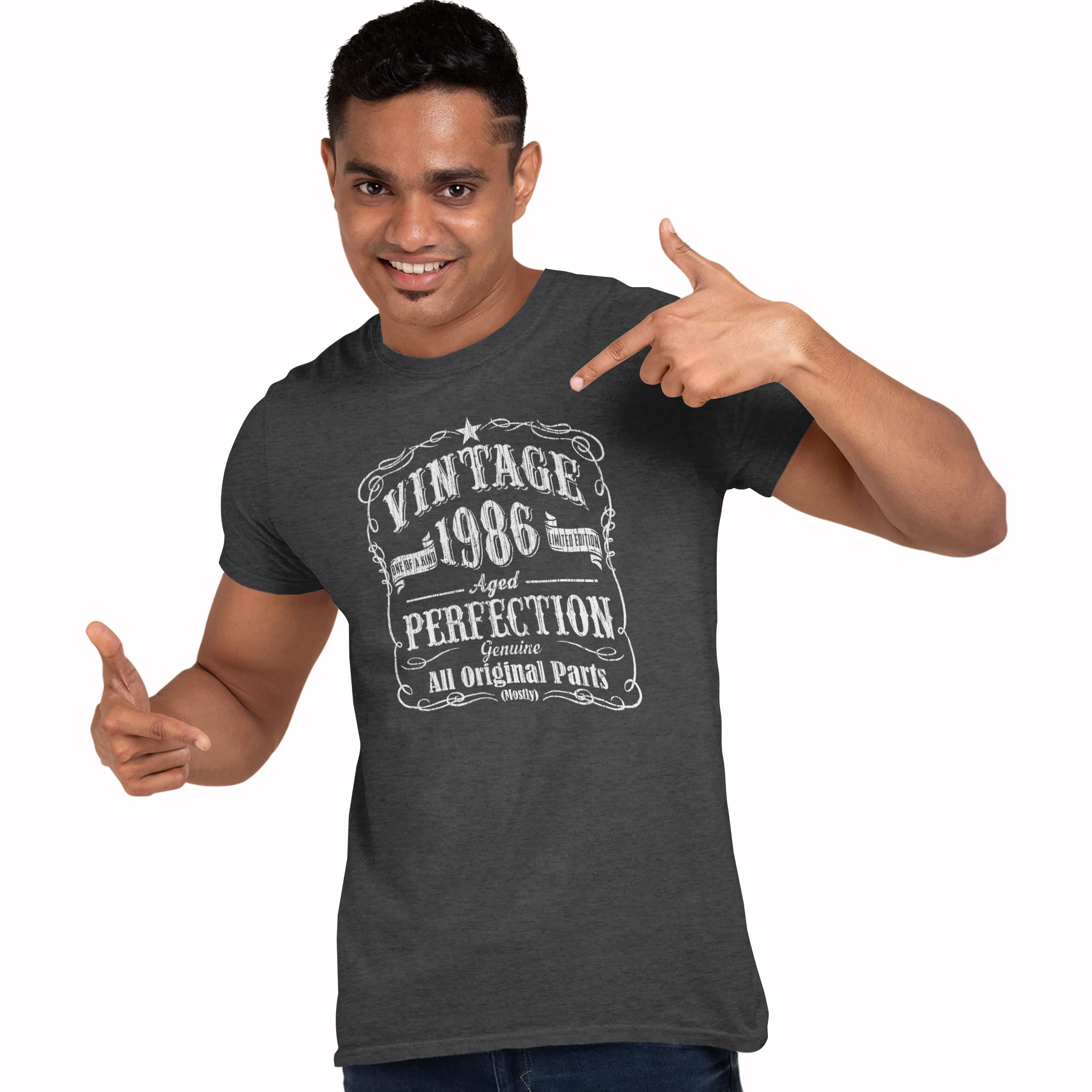Vintage 1980s Retro T-Shirt for 42nd Birthday Men - Cool 40 Year Old Gift Idea - Perfect for Parties, Gag Gifts & Nostalgic Throwback Style