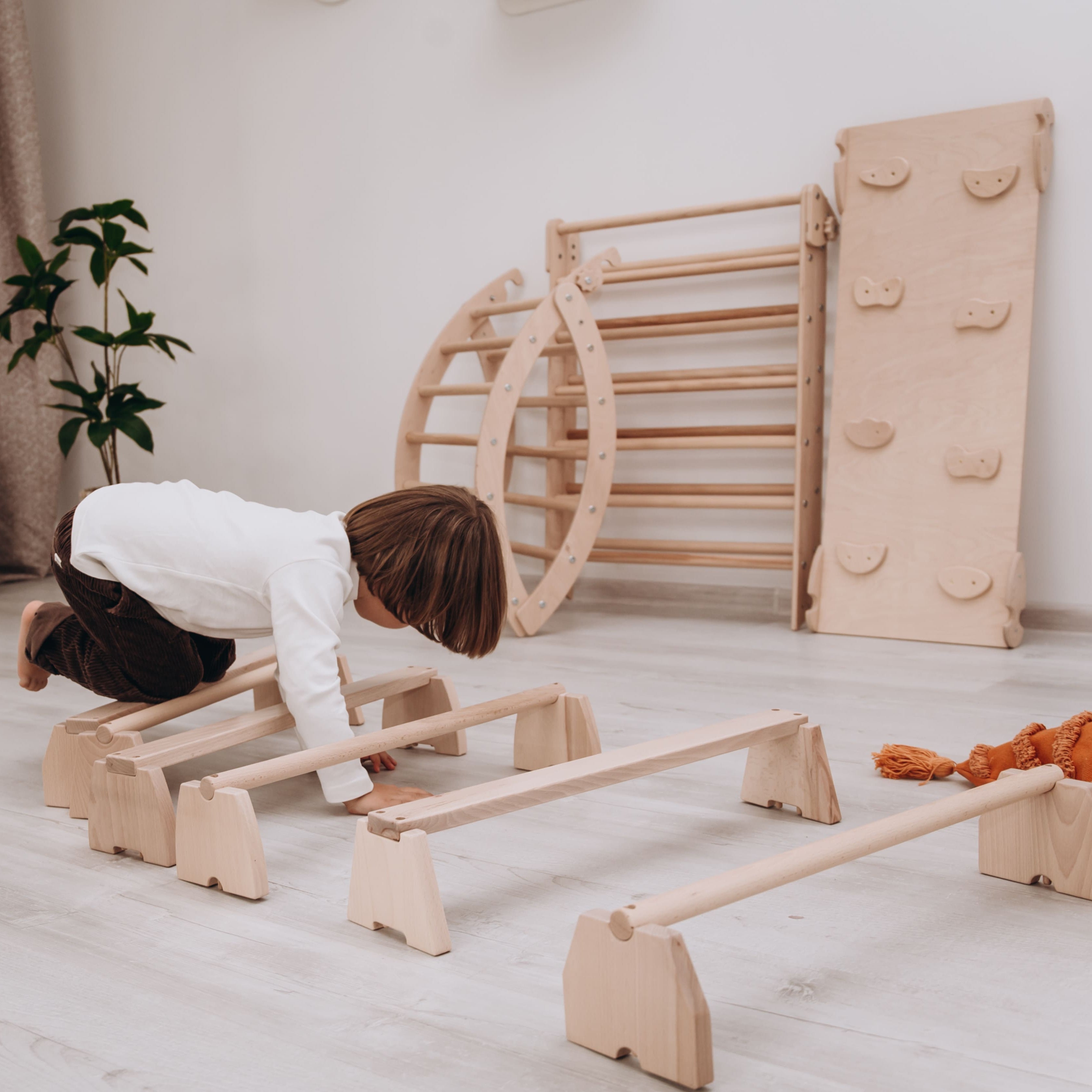 Kids Balance Beam Set for Gymnastics Training - Non-Slip Wooden Beam for Toddlers & Children - Indoor/Outdoor Play, Home Gym Equipment for Balance Practice & Coordination