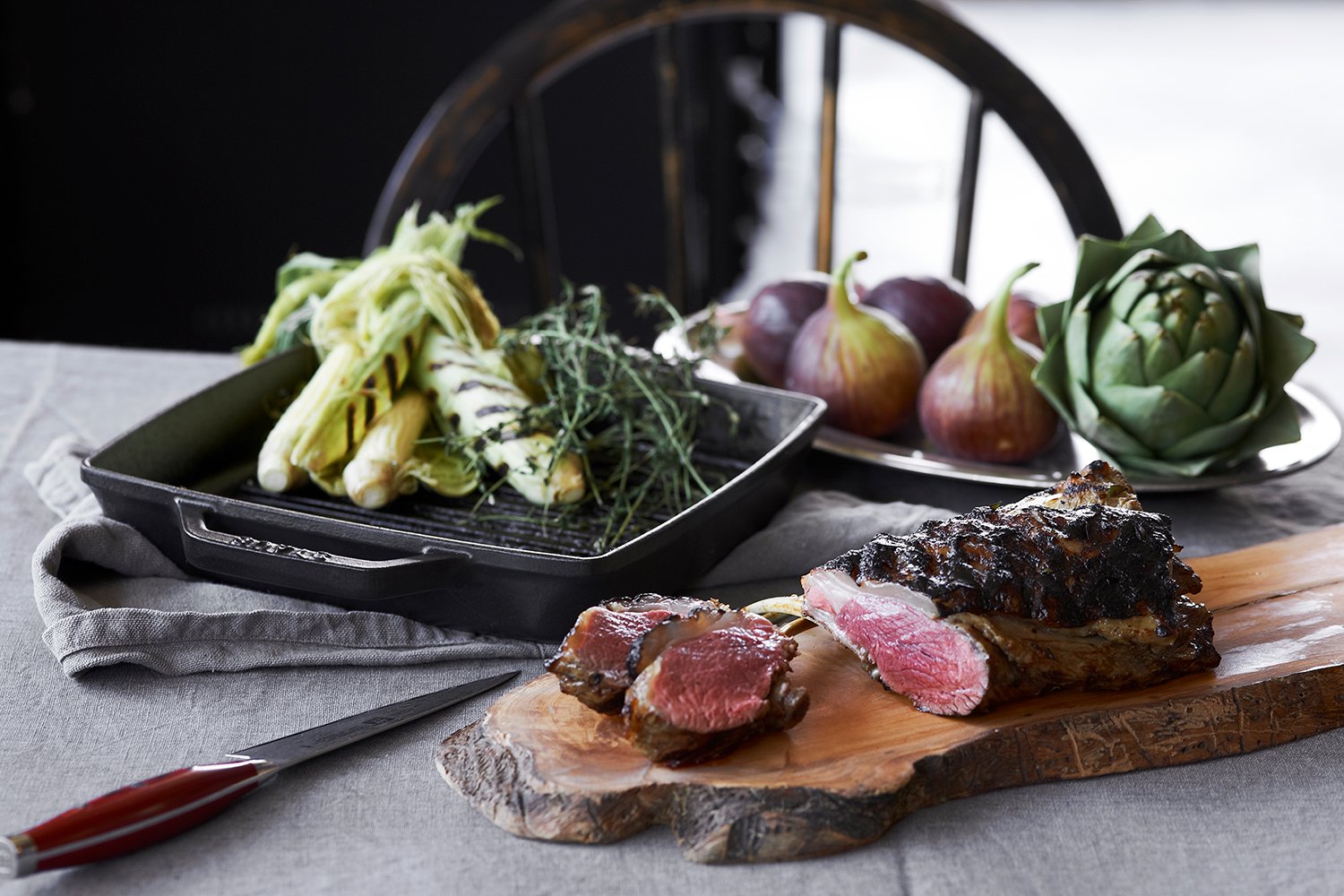 Staub 40511-729 Pure Cast Iron Grill & Frying Pan - 9.1 Inch Square Enameled Griddle with Dual Handles, Gray - Induction Compatible for Perfect Grilling, Searing & Stovetop Cooking - Ideal for Steaks, Burgers, Pancakes & More