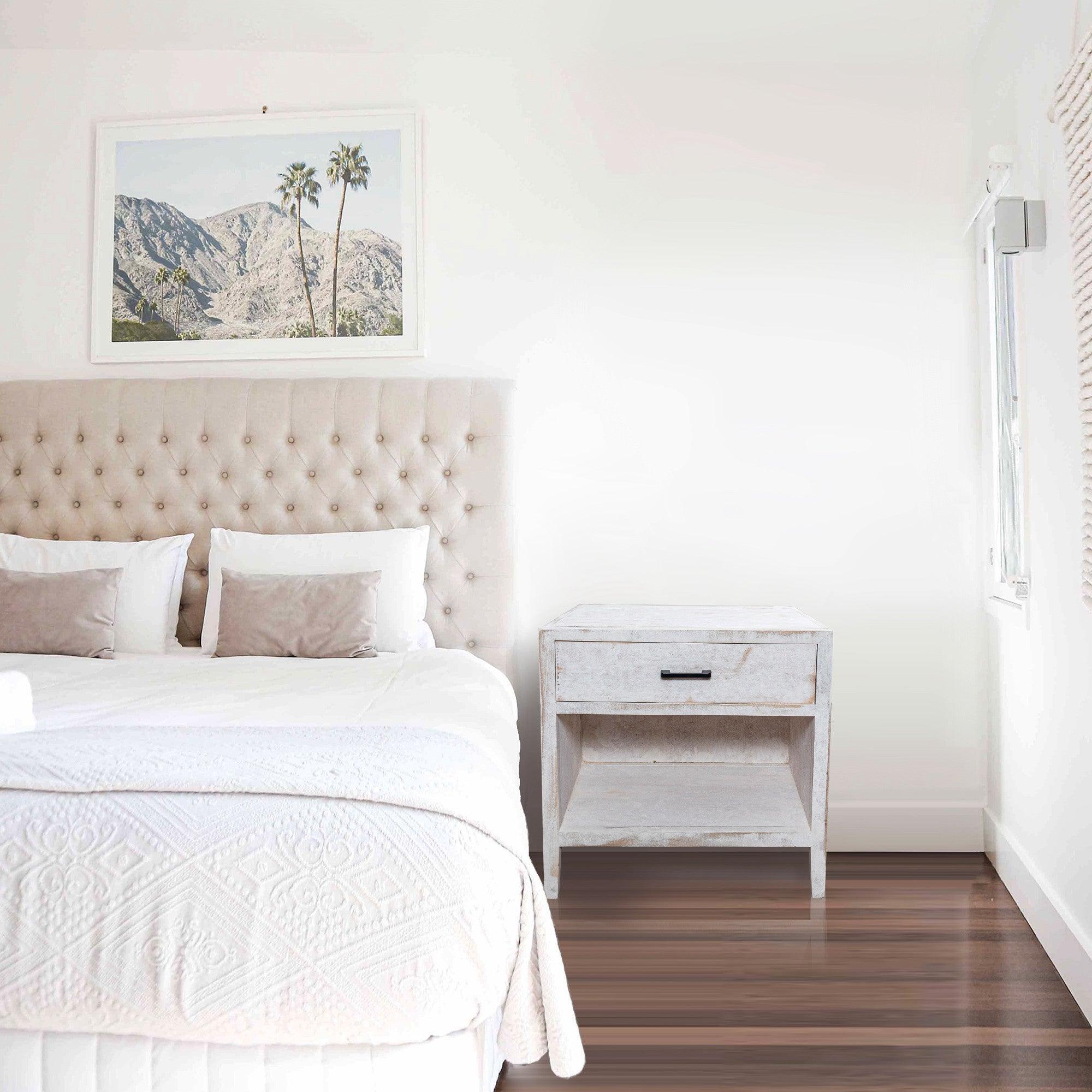 Modern White Solid Wood Nightstand with 1 Drawer - Classic Bedside Table for Bedroom, Living Room & Office - Stylish Storage & Decor