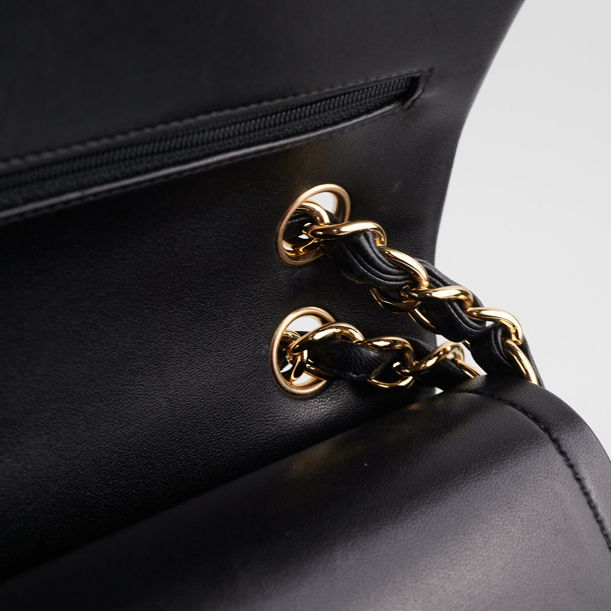 Chanel Quilted Jumbo Flap Bag in Black Lambskin Leather - Luxury Designer Handbag for Women, Perfect for Evening Events & Special Occasions