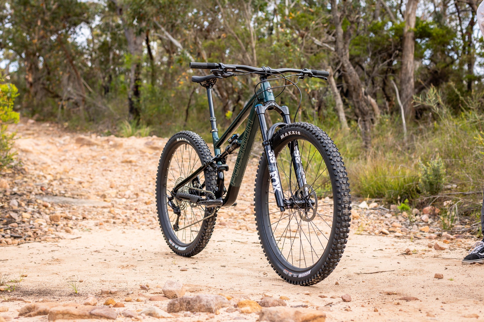 Polygon Siskiu T9 Full Suspension Mountain Bike for Trail & All-Mountain Riding - Lightweight Aluminum Frame, 29