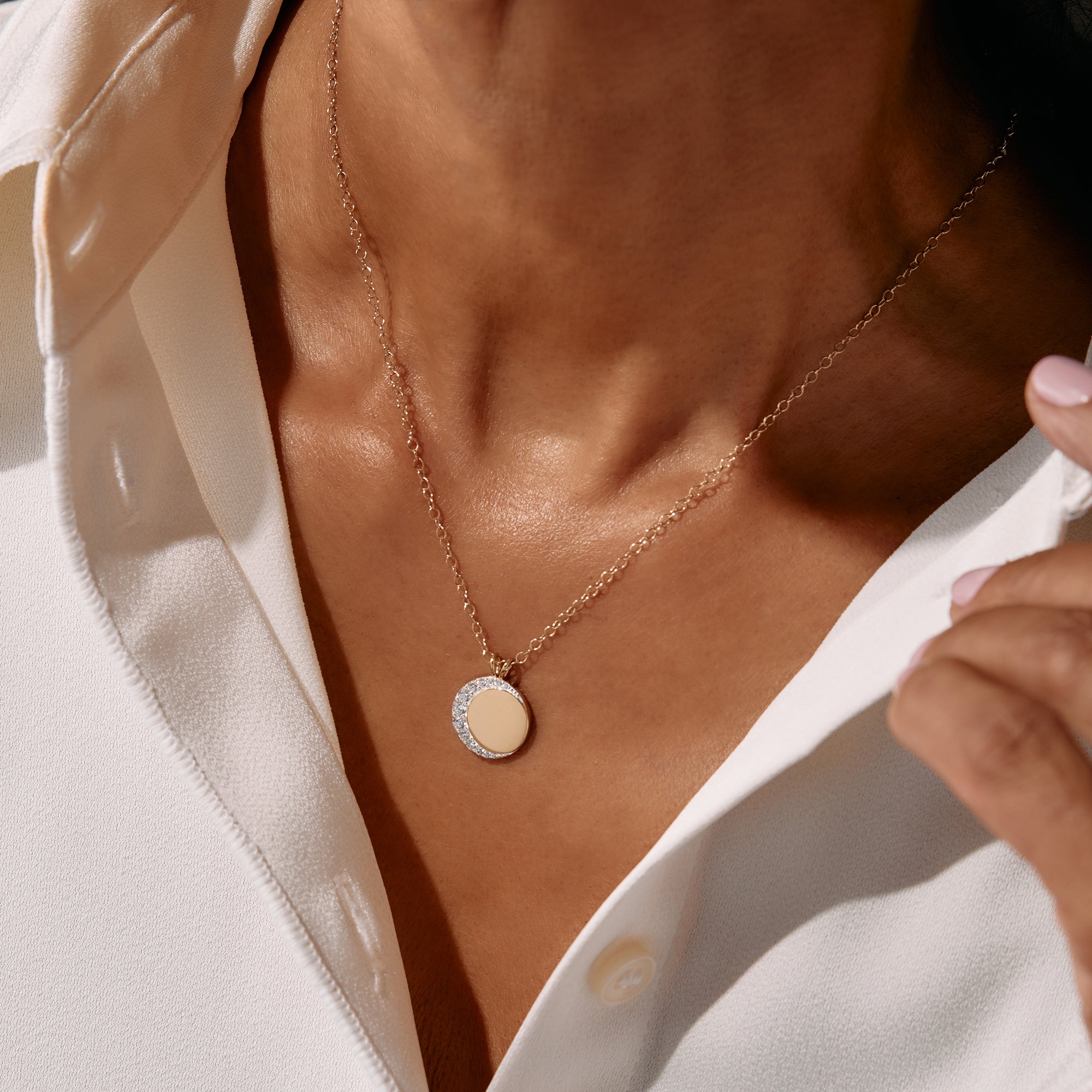 Crescent Moon Pendant Necklace for Women - Sterling Silver Moon Charm Jewelry - Perfect for Everyday Wear, Gift Giving & Boho Fashion