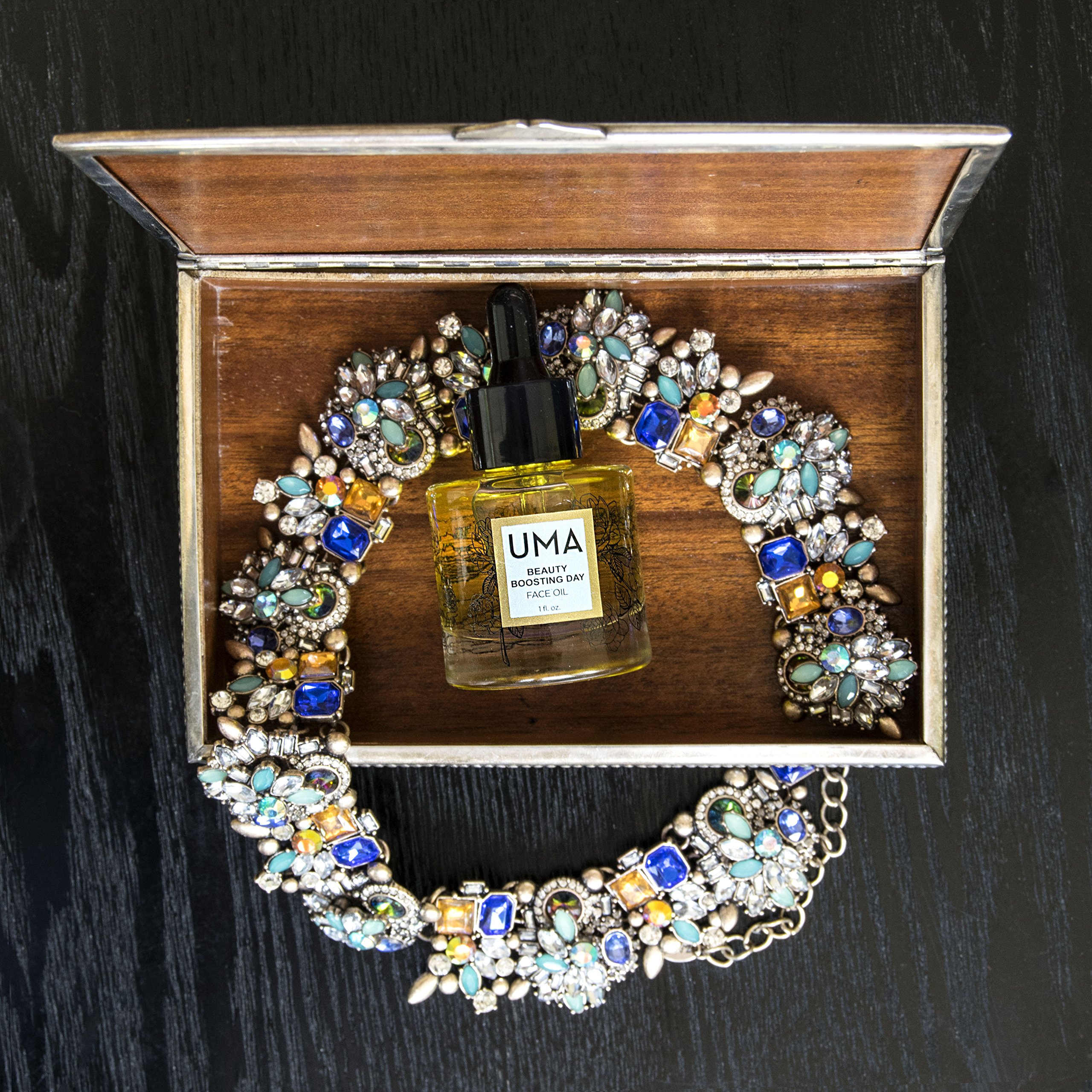 UMA Beauty Boosting Day Face Oil - Hydrating & Moisturizing Ayurvedic Oil for Sensitive to Normal Skin | 100% Organic, Vegan, Paraben-Free, Non-Toxic (1 fl oz | 30 ml) - Perfect for Daily Skincare Routine & Anti-Aging