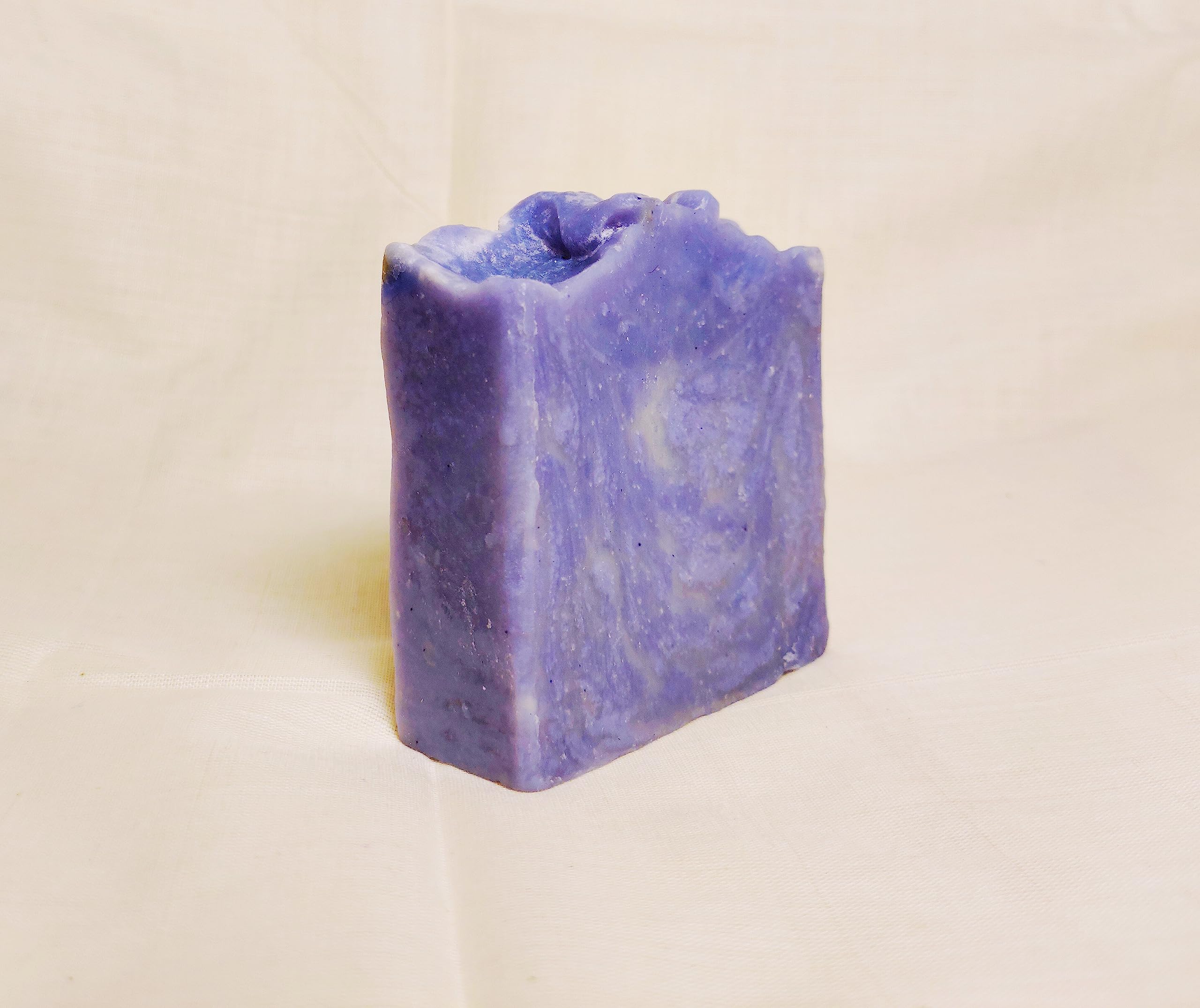 Organic Cold Process Lavender Soap Bar - Handmade with Essential Oils for Dry & Sensitive Skin - Perfect for Relaxation, Bath & Gift Giving