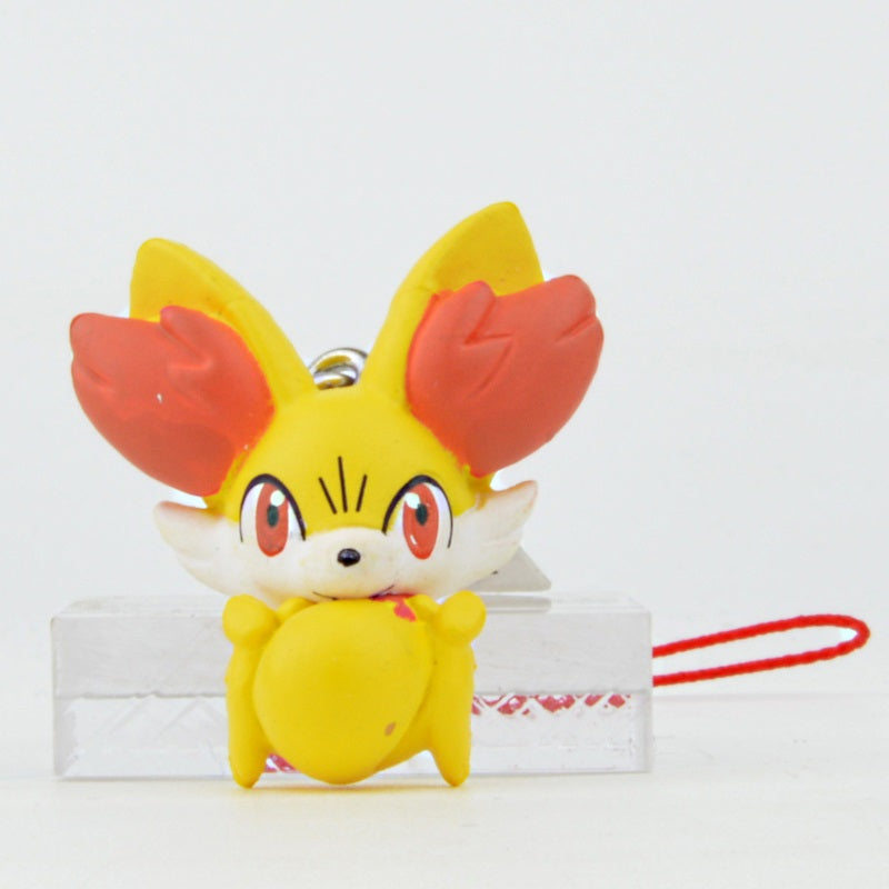 Pokemon Takara Tomy Arts Round Netsuke Keychain - Cute Anime Character Keyring for Backpacks, Bags & Cosplay Accessories - Perfect Gift for Pokemon Fans & Collectors