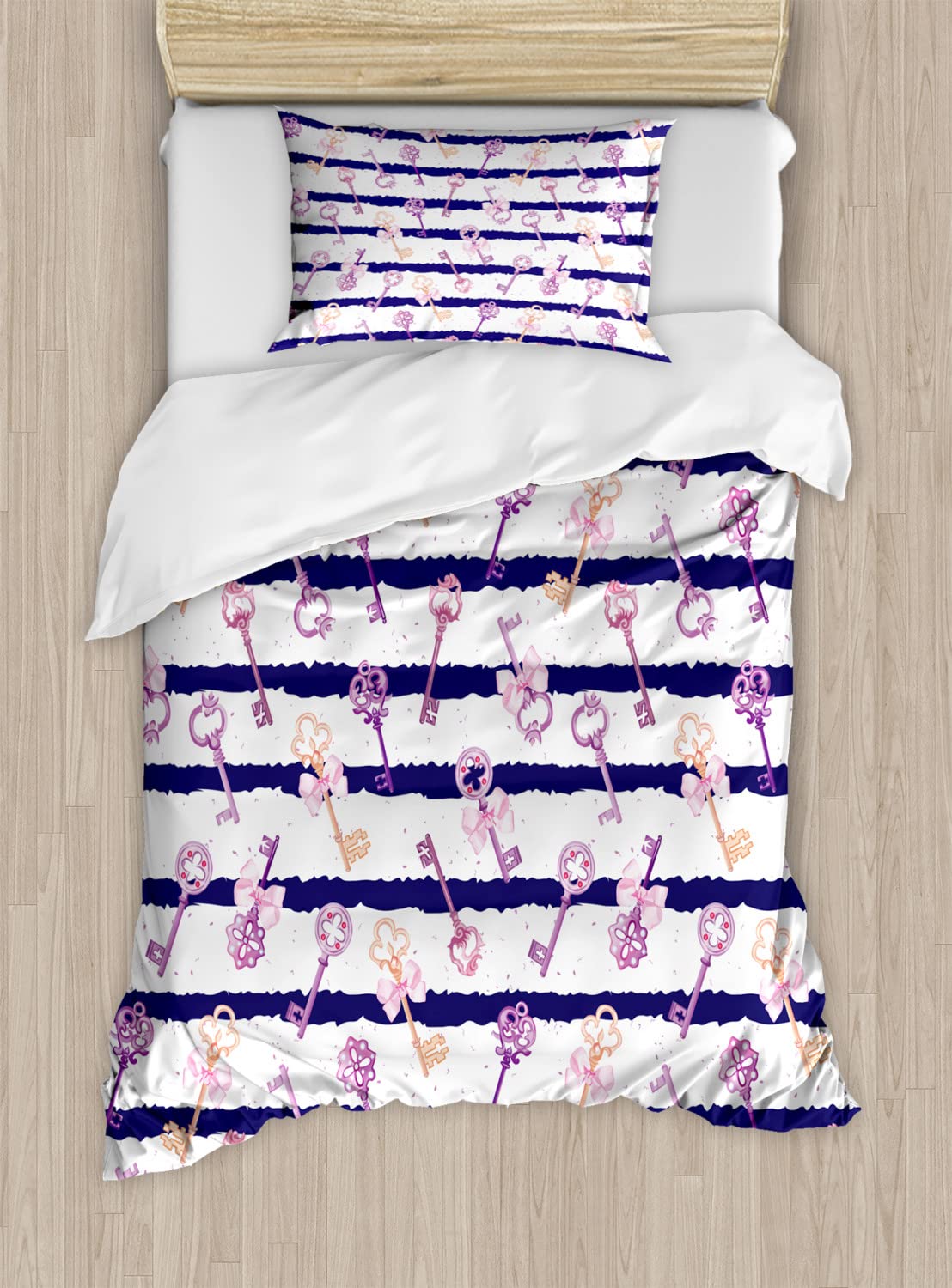 Ambesonne Retro Duvet Cover Set - Vintage Medieval Keys with Ribbons & Diamonds French Style Striped Pattern | 2-Piece King Size Bedding Set with 4 Pillowcases | Purple & Blue Luxury Bedding for Master Bedroom, Guest Room & Cozy Home Decor
