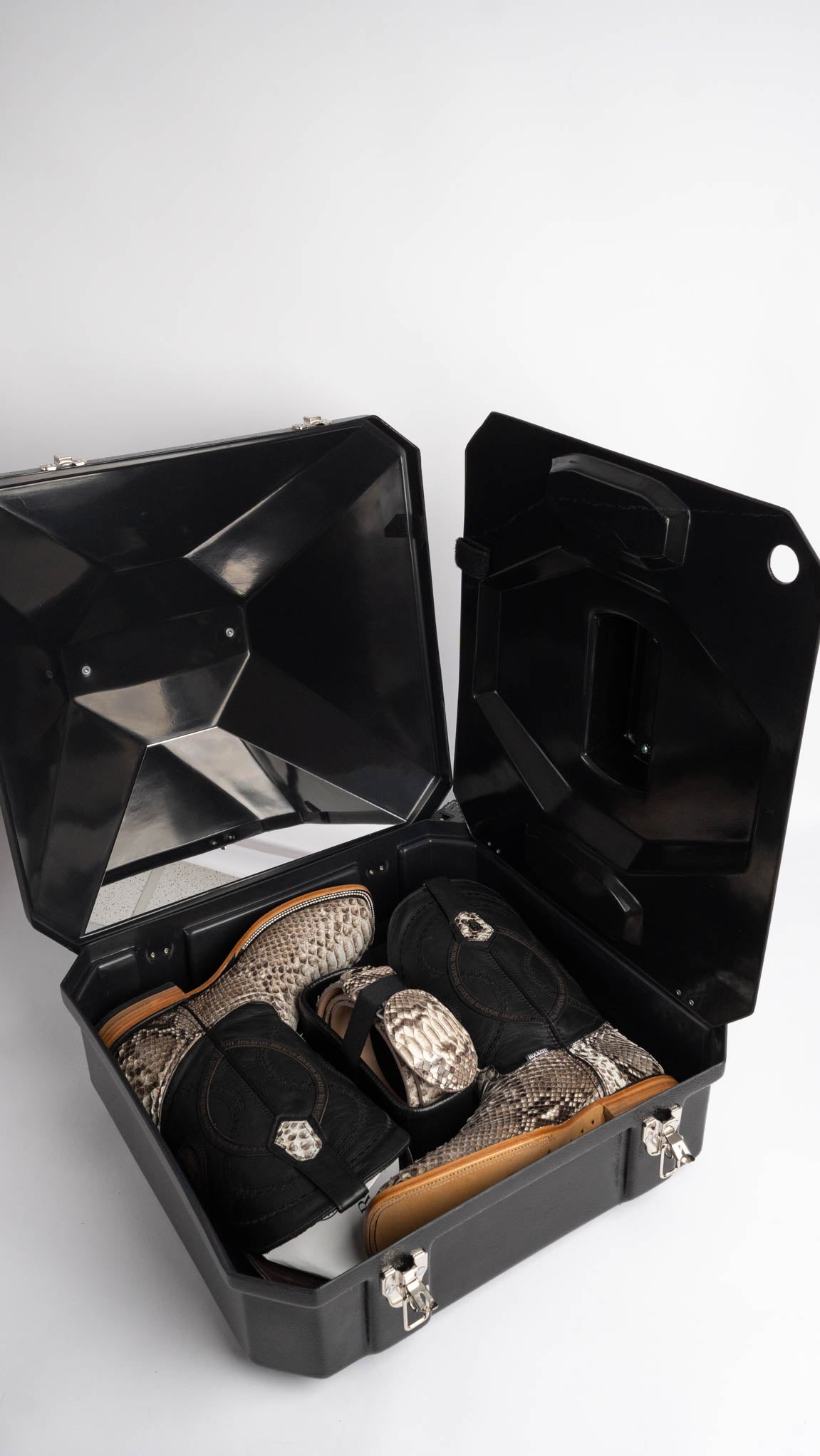 JJ Presidential Hat Case - Premium Hat Storage & Travel Carrier for Collectors - Perfect for Caps, Fedoras & Baseball Hats - Home, Office & Travel Use