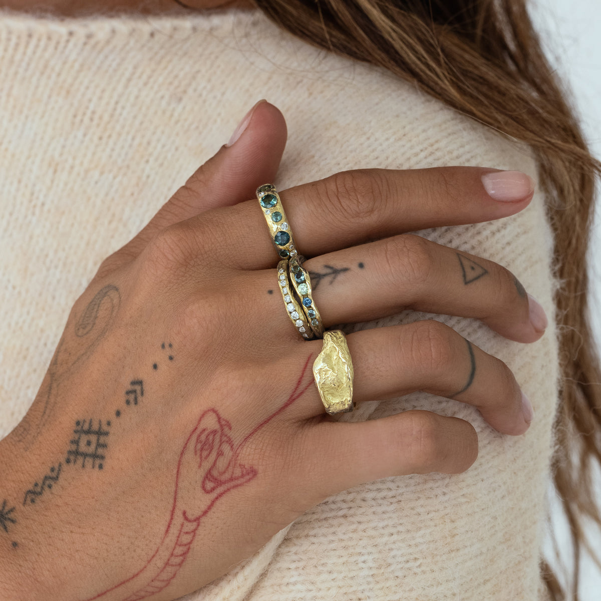 Elegant Crested Half Channel Ring for Women - Dainty Stackable Band for Everyday Wear & Special Occasions