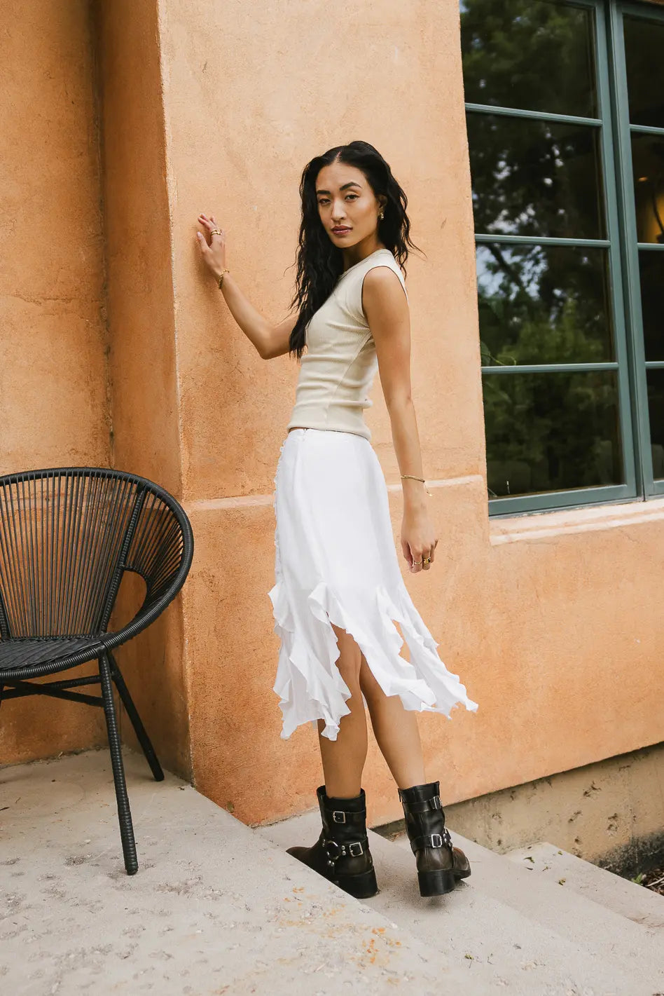 Stylish Arista Ruffled Midi Skirt in White - Women's Flowy Summer Skirt for Casual Outings & Beach Vacations