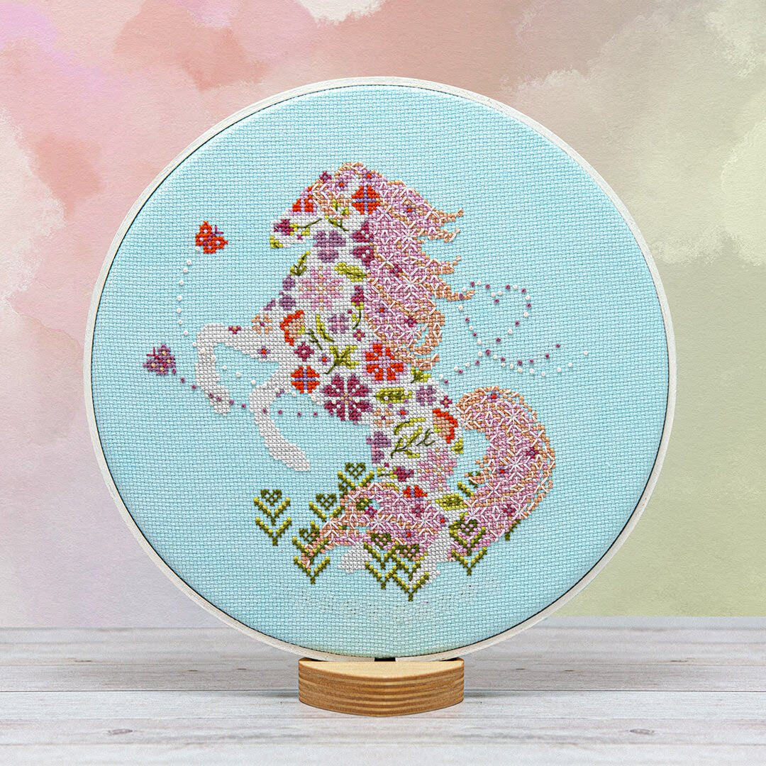 Wild and Free Cross Stitch Pattern Kit - Boho Floral Embroidery Design for DIY Home Decor, Wall Art & Handmade Gifts - Perfect for Beginners and Craft Lovers