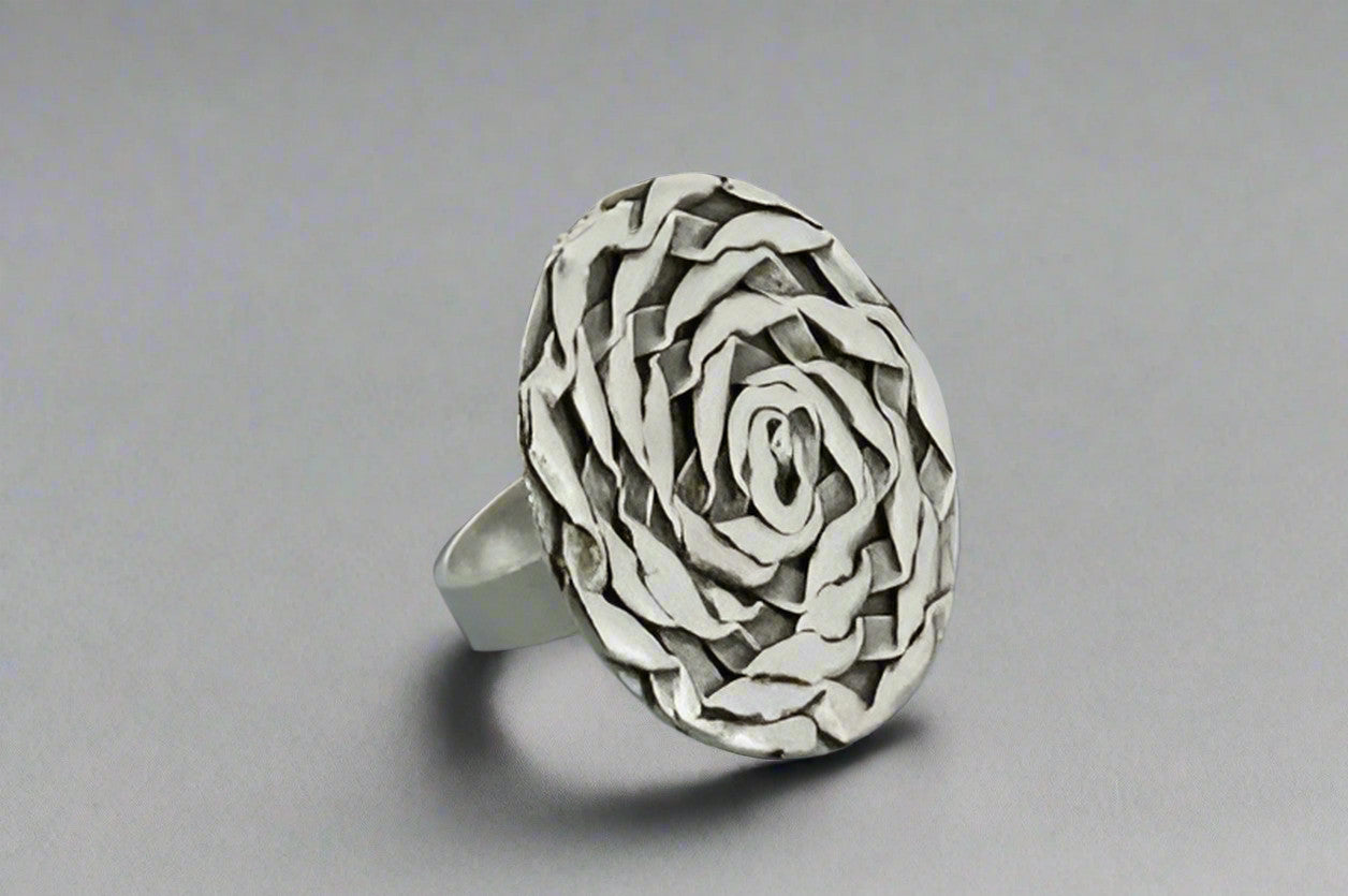 Elegant Pure Silver Ribbon Disc Ring for Women - Perfect for Weddings, Parties & Everyday Wear